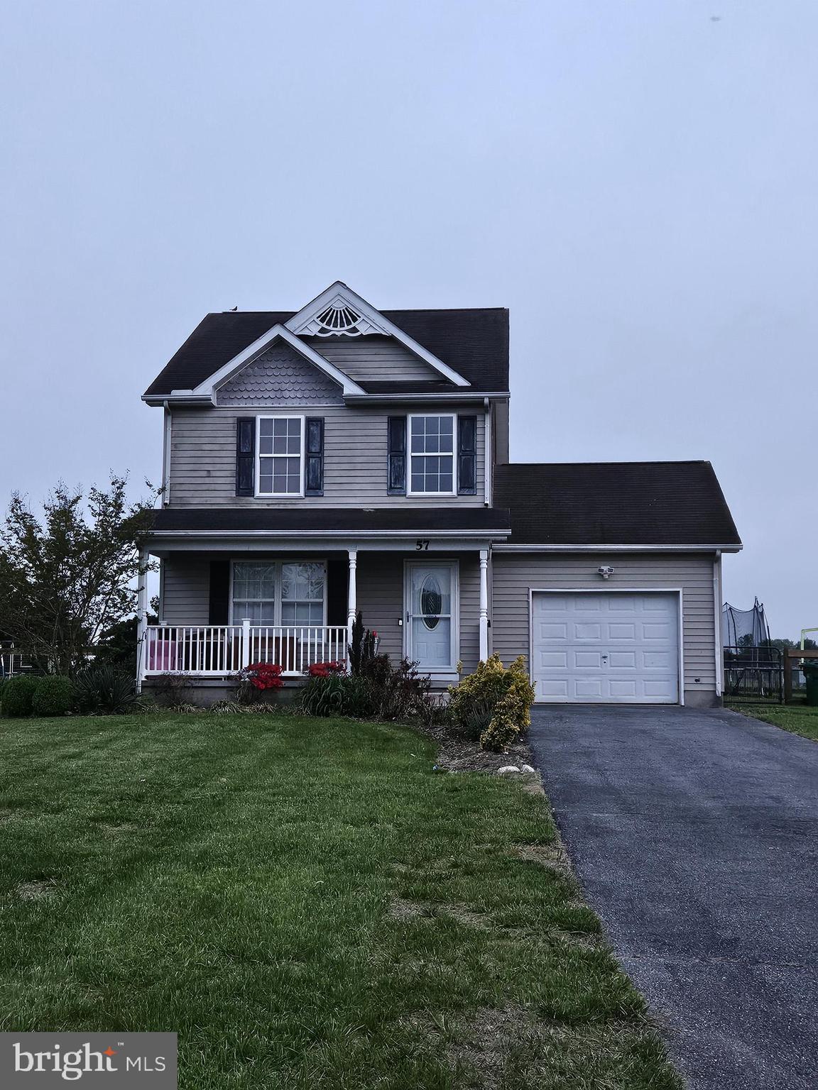 WOODFIELD - Residential