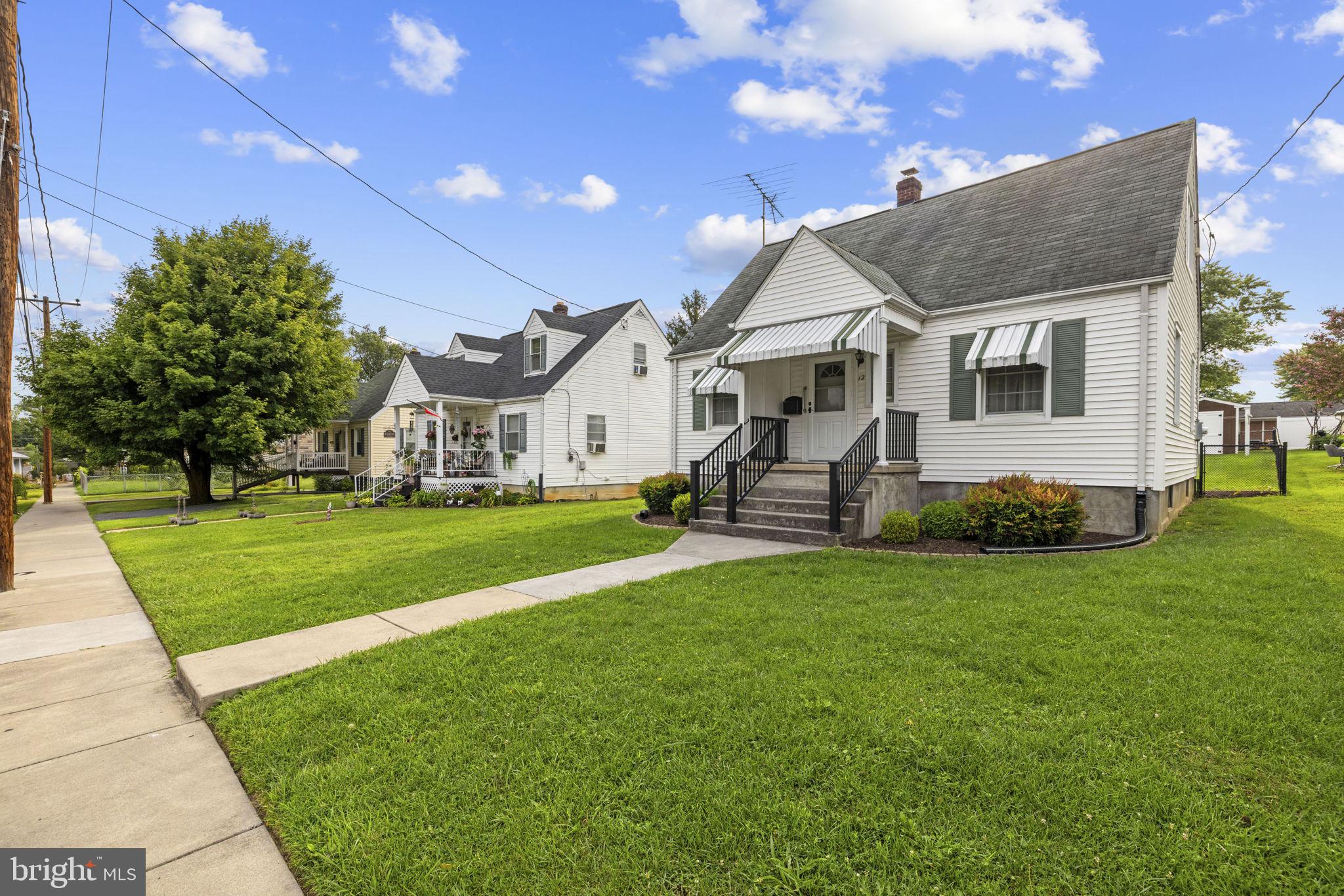 12 N PURCELL AVENUE