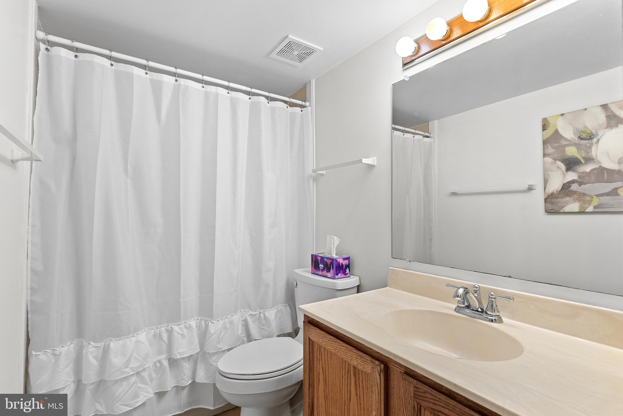 YORKSHIRE ACRES - Residential Lease