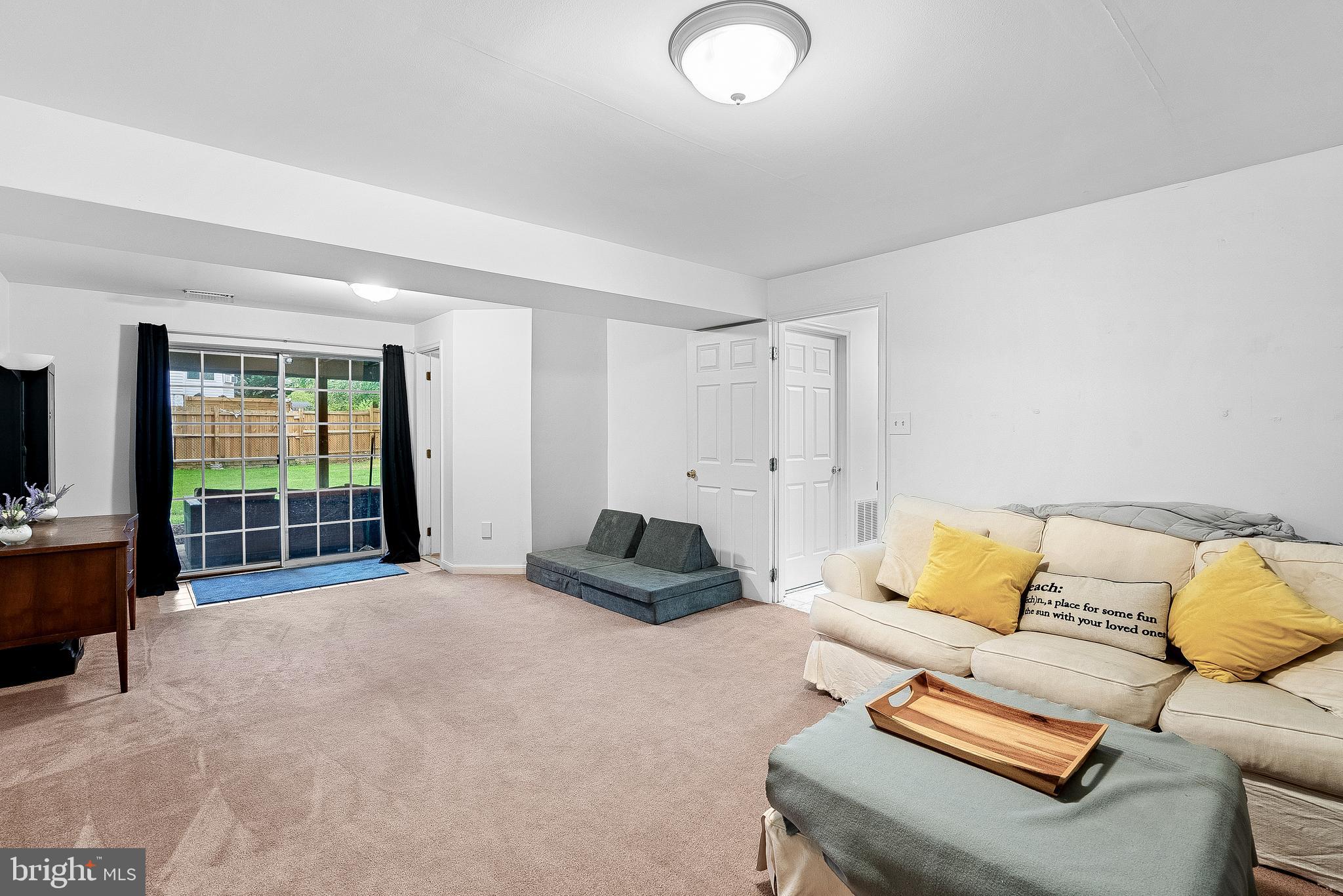 YORKSHIRE ACRES - Residential Lease