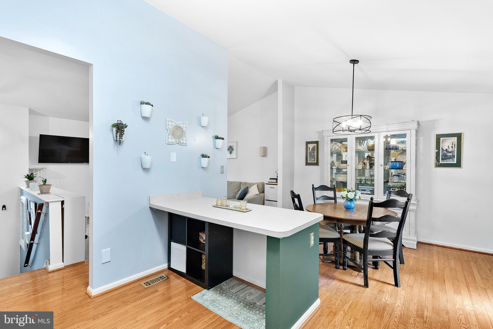 YORKSHIRE ACRES - Residential Lease