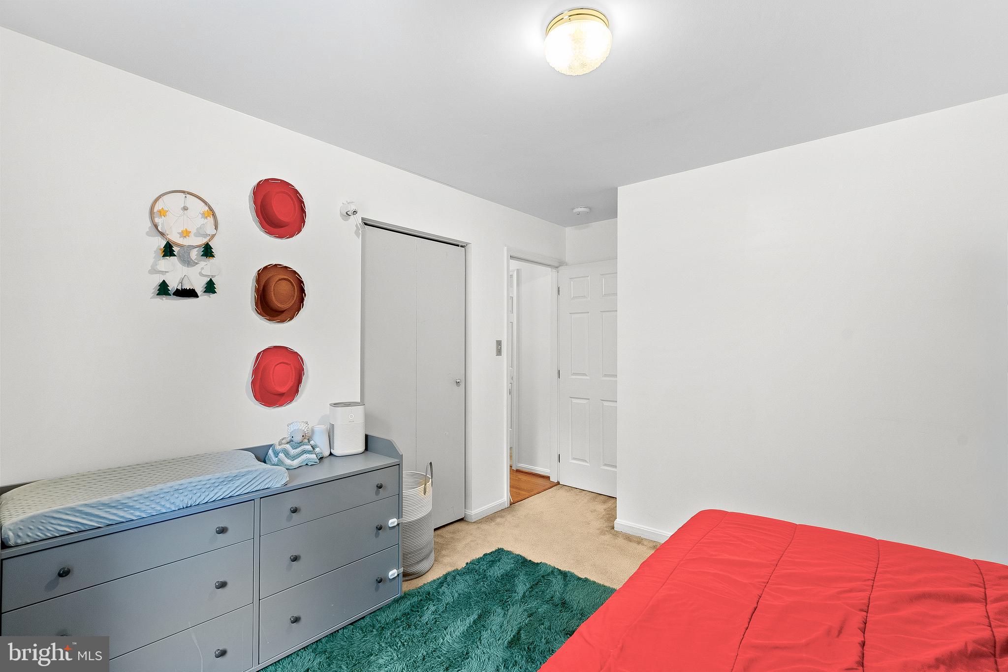 YORKSHIRE ACRES - Residential Lease