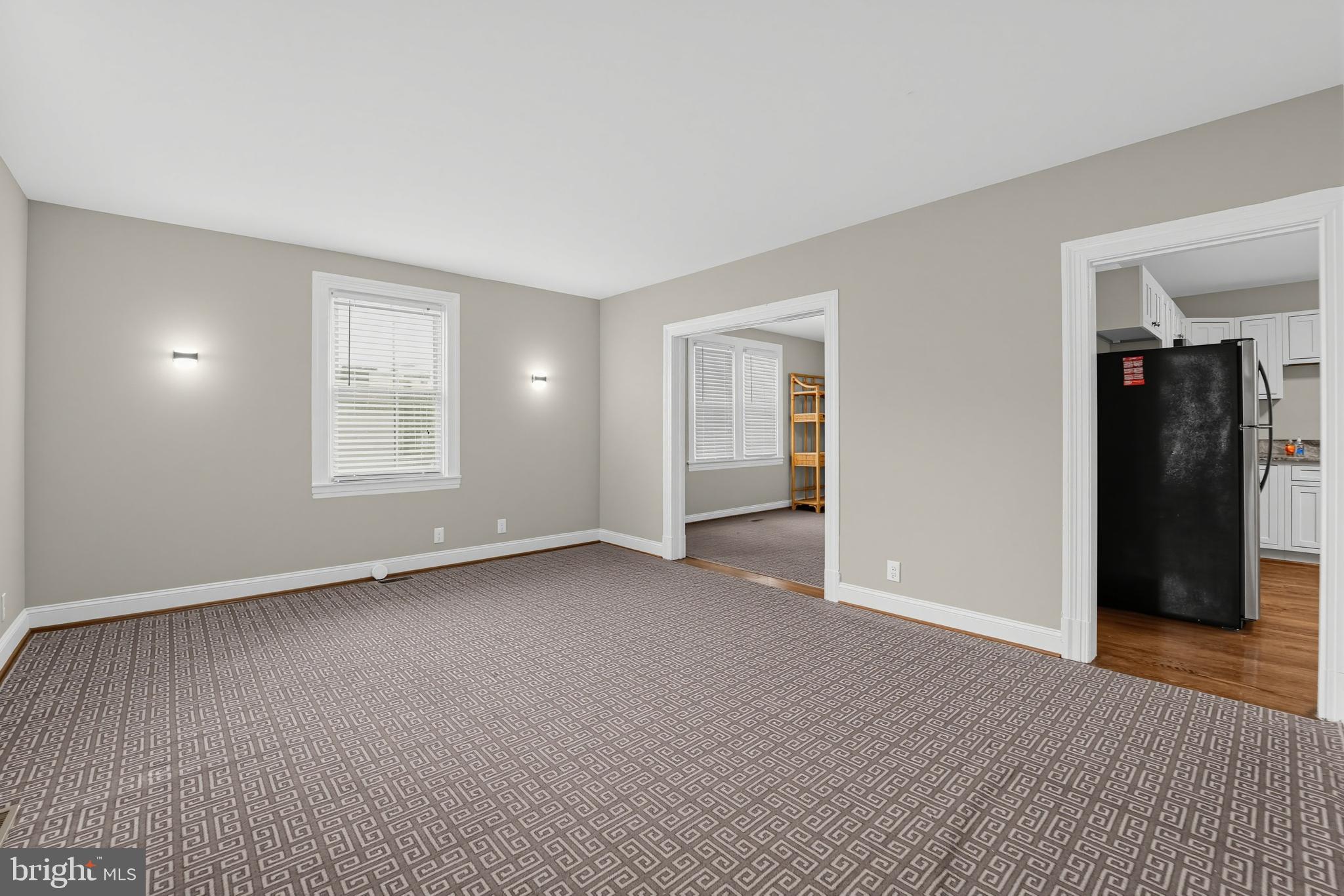 1238 LEEDS TERRACE