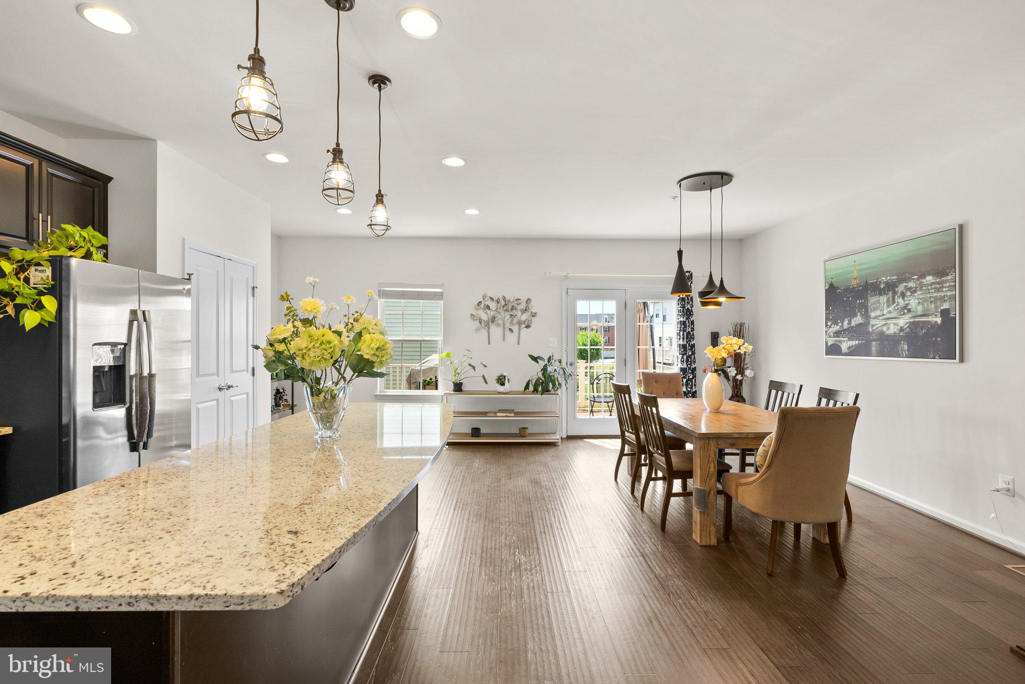 WESTSIDE - Residential Lease