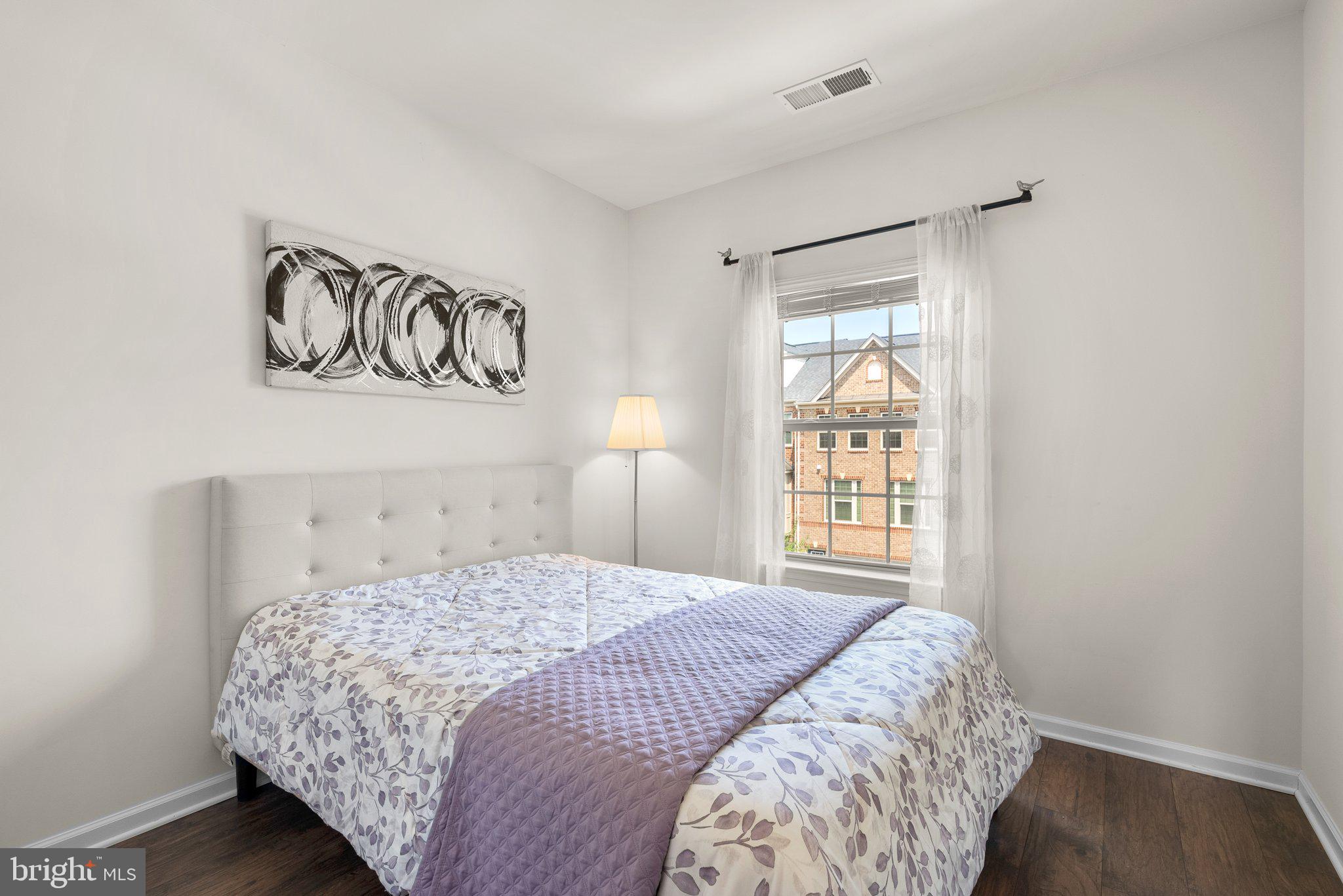 WESTSIDE - Residential Lease