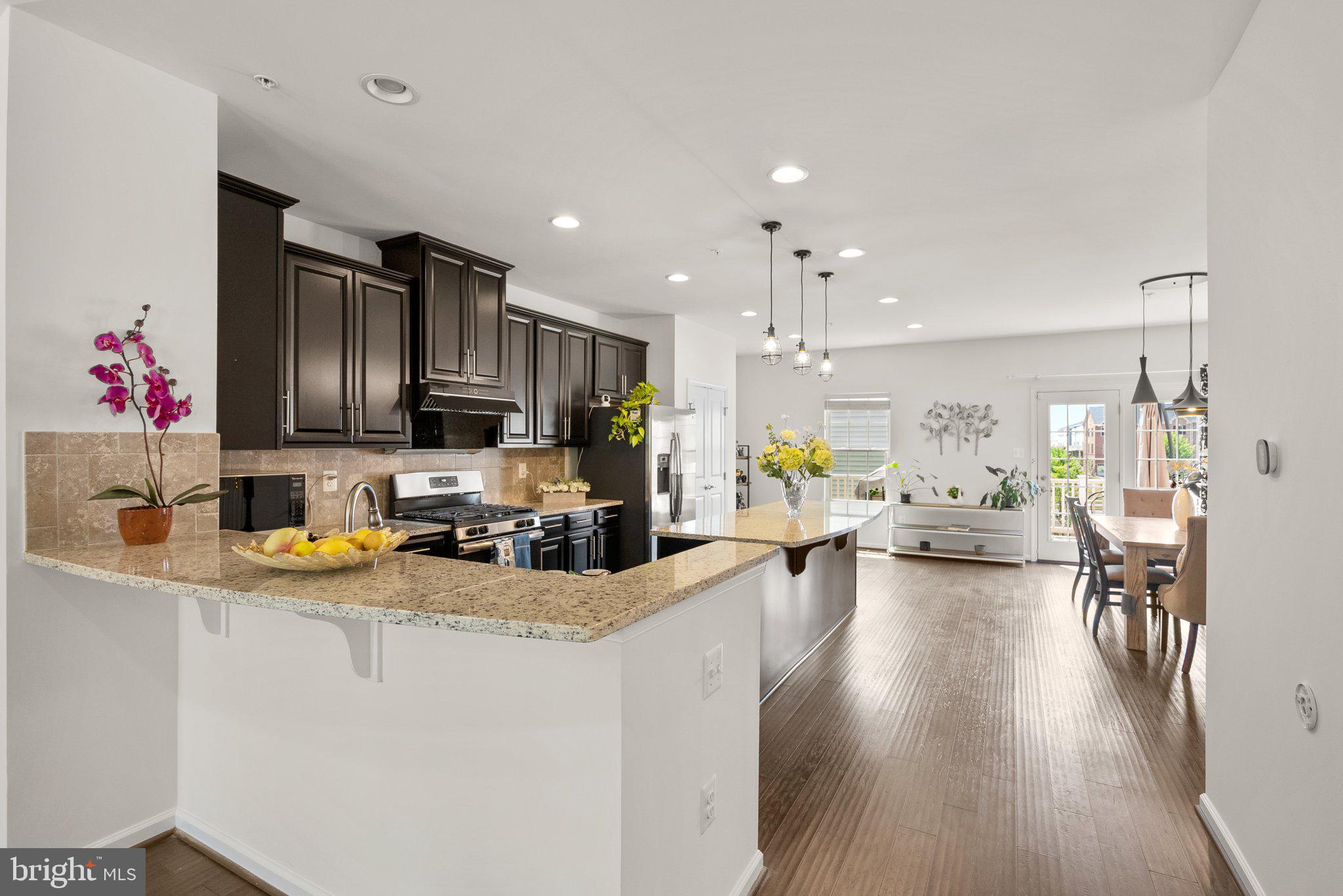 WESTSIDE - Residential Lease