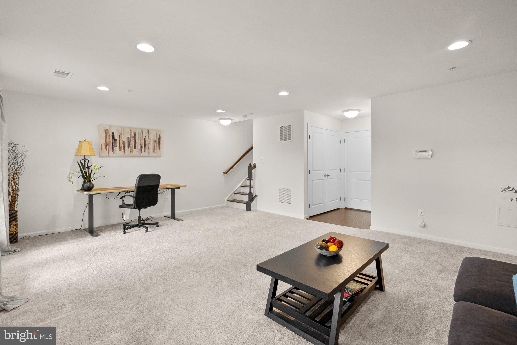 WESTSIDE - Residential Lease