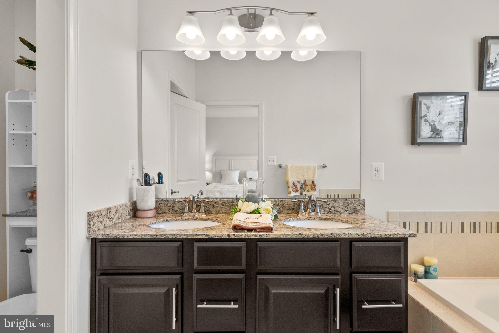 WESTSIDE - Residential Lease