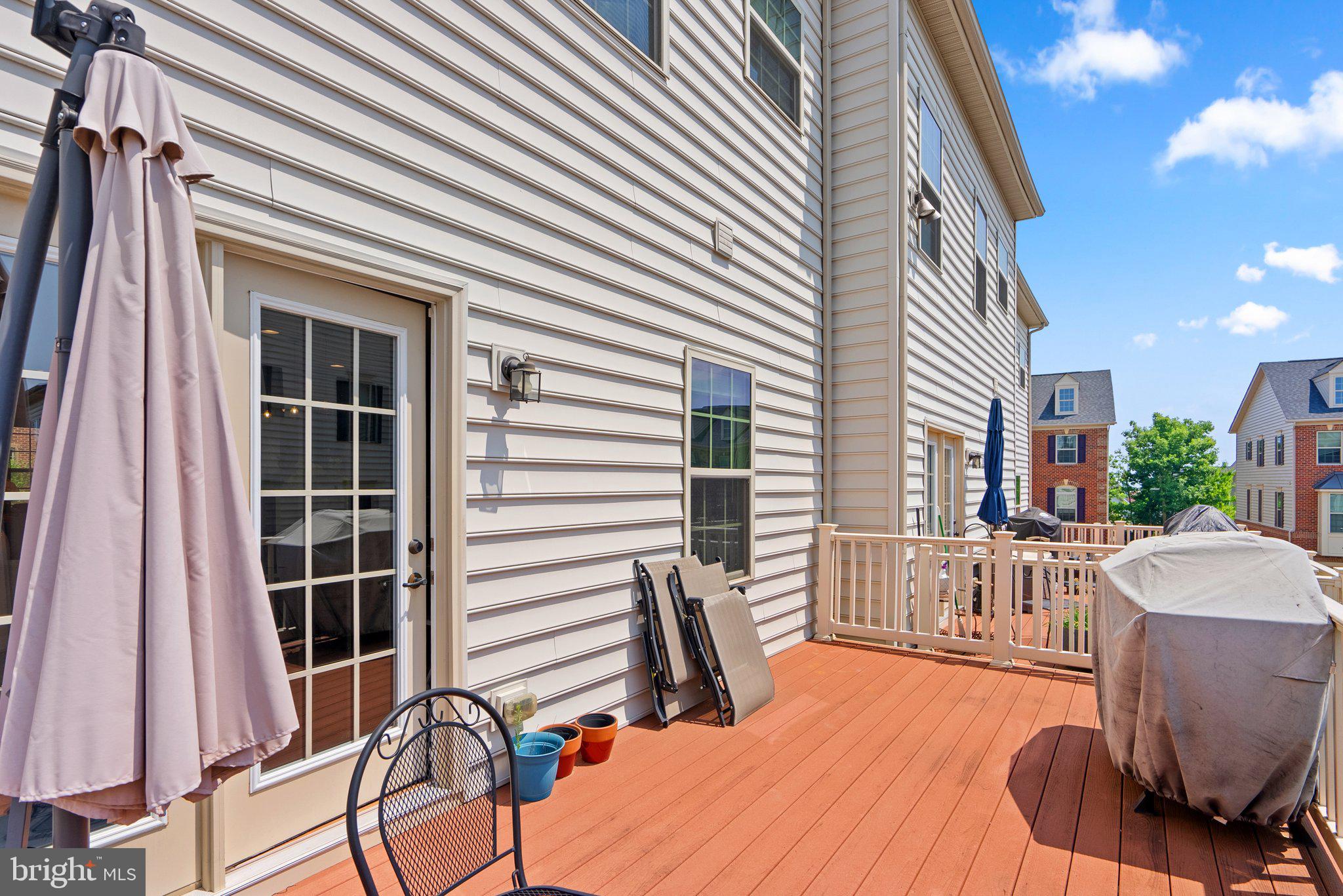 WESTSIDE - Residential Lease