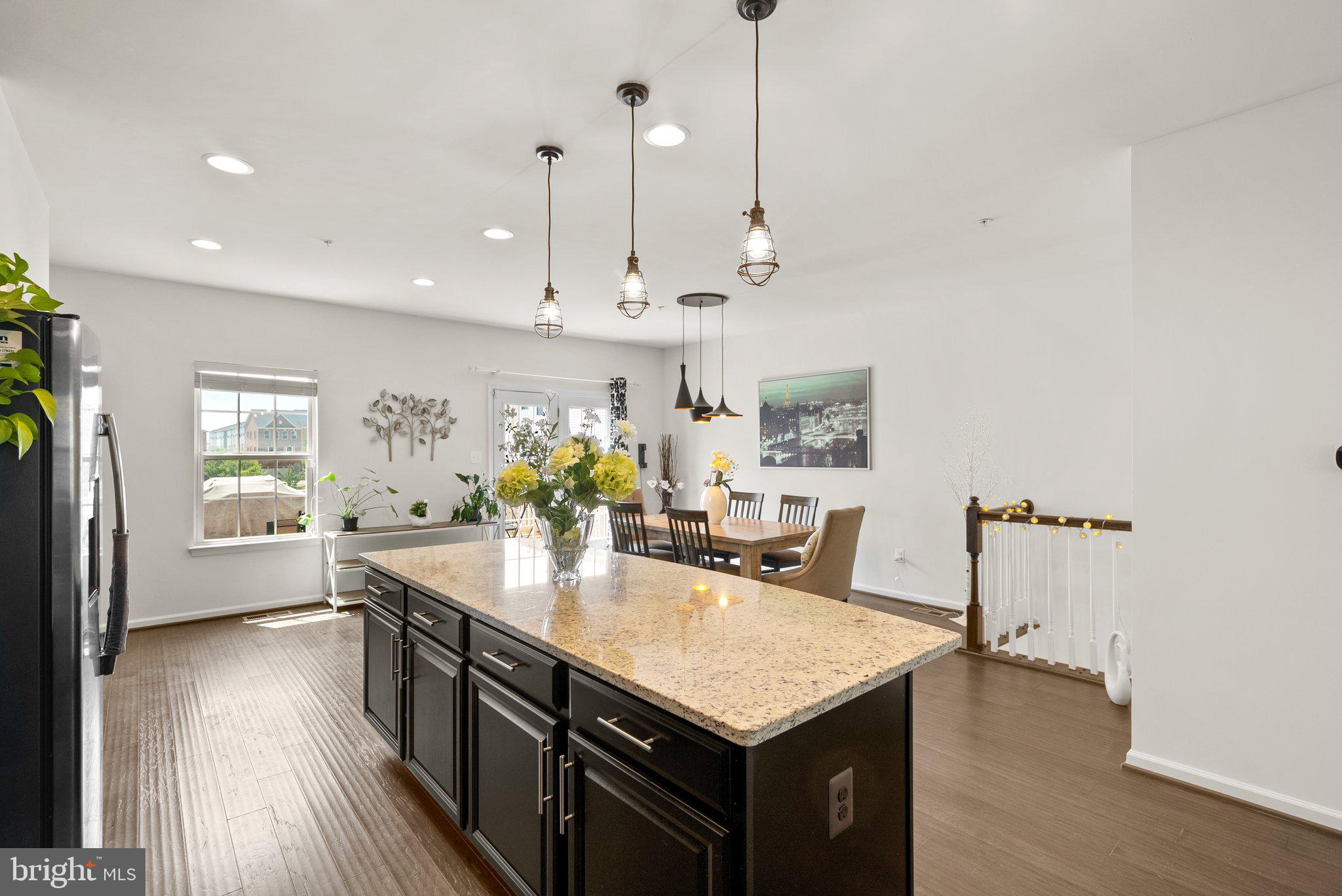 WESTSIDE - Residential Lease