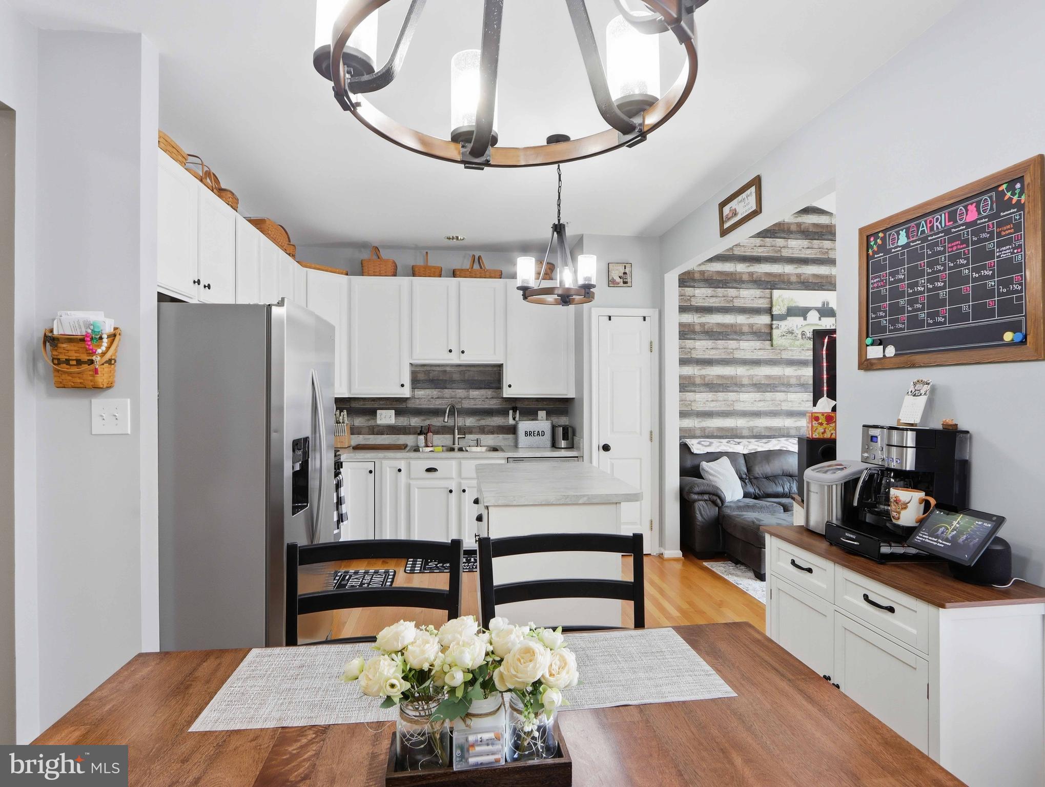 SPRING RIDGE - Residential
