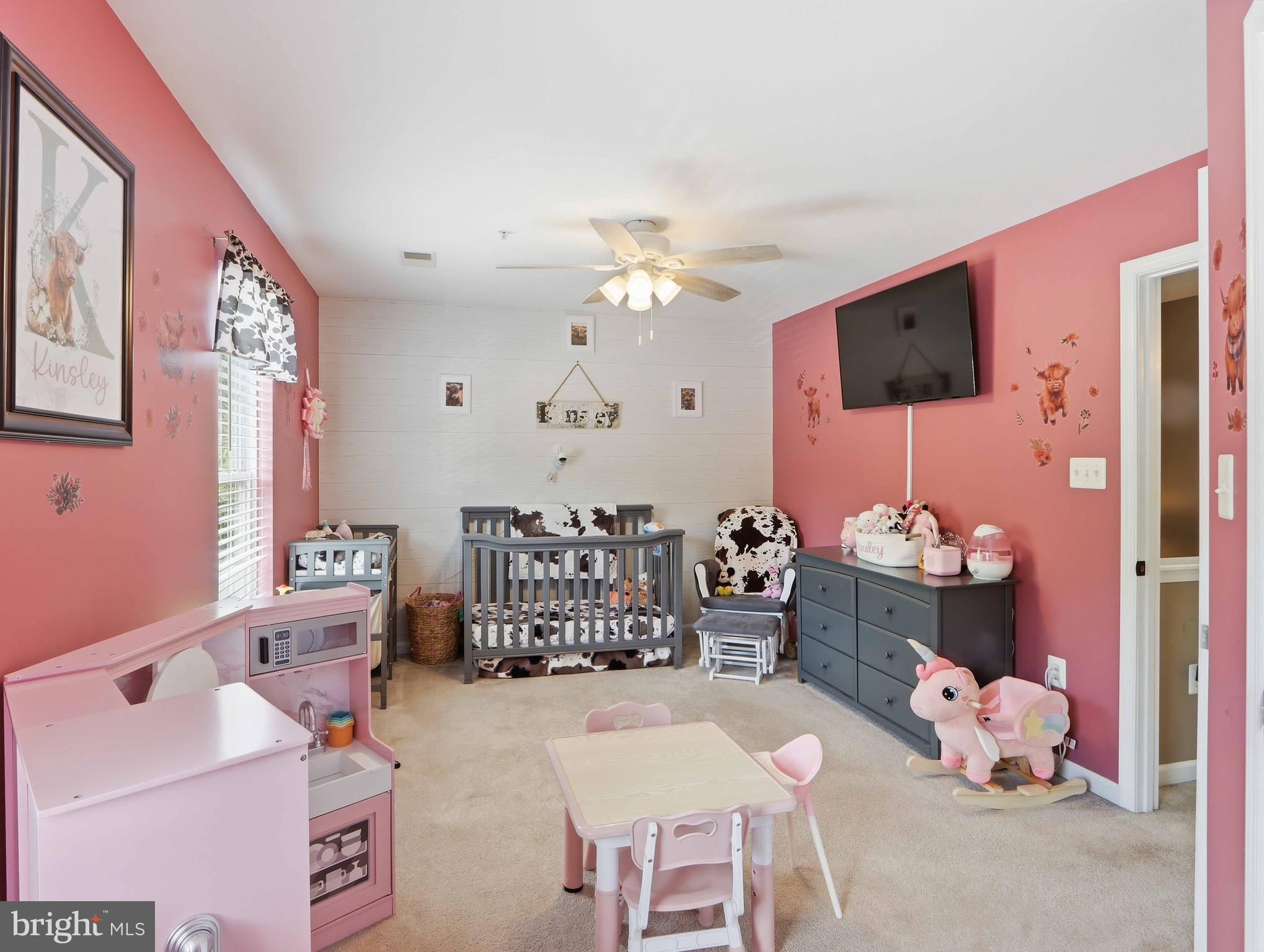 SPRING RIDGE - Residential