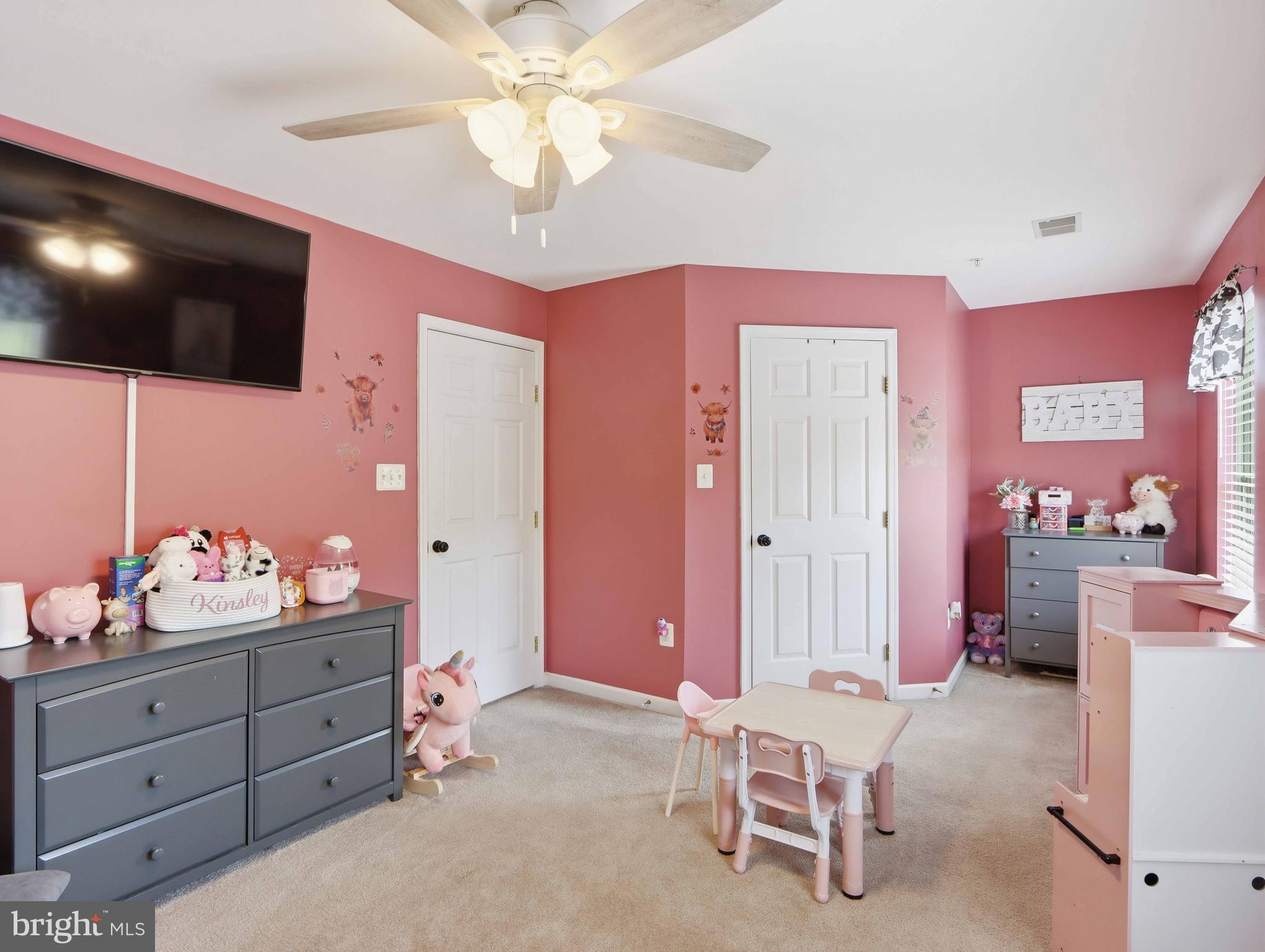 SPRING RIDGE - Residential