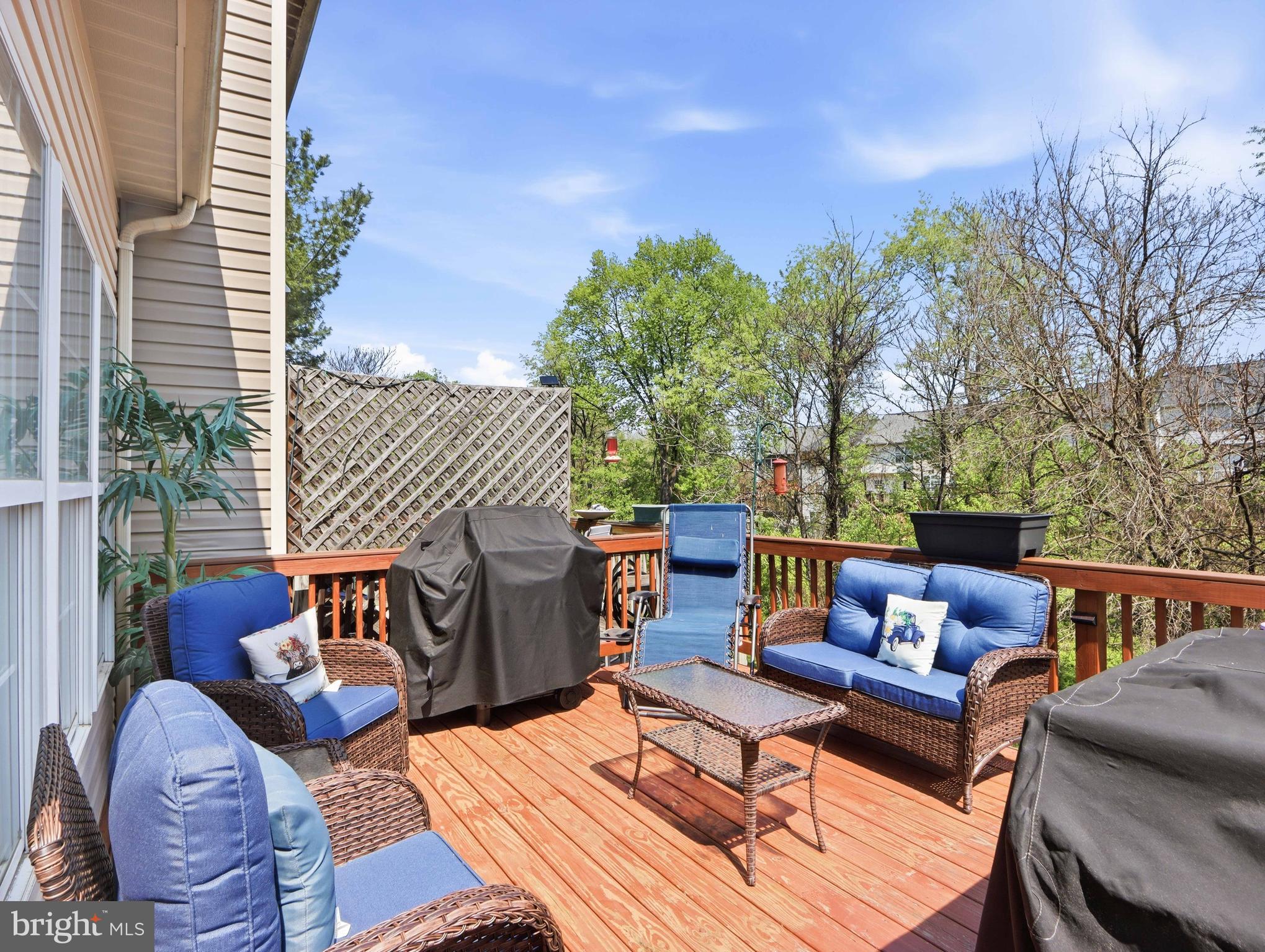 SPRING RIDGE - Residential