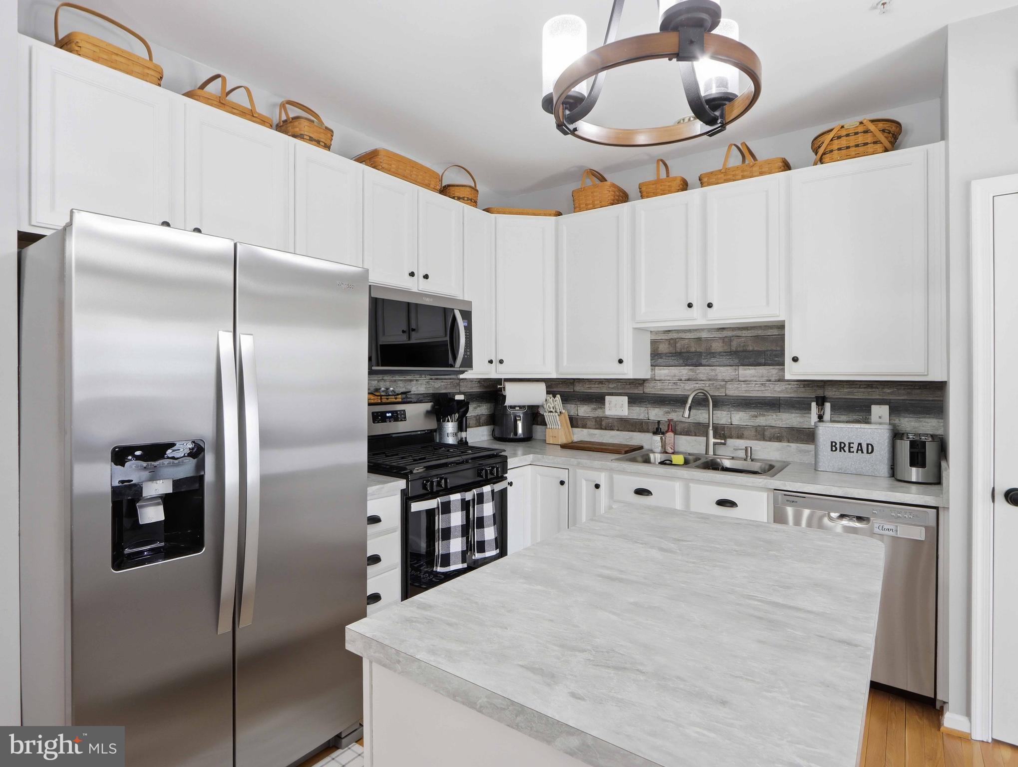 SPRING RIDGE - Residential