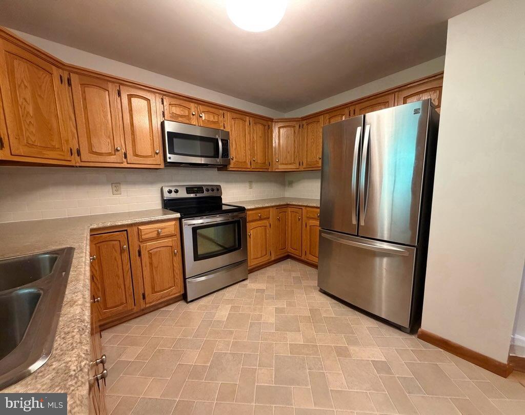 395 RUNVILLE ROAD