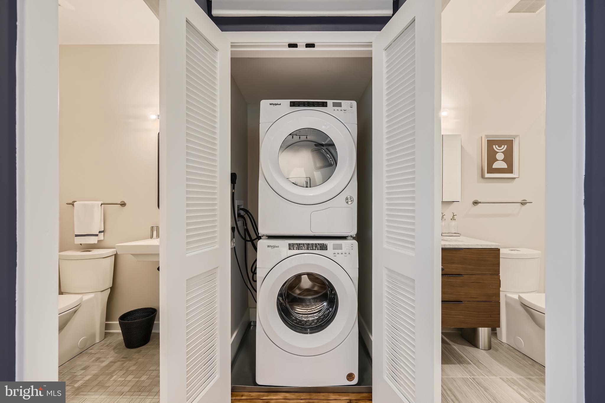 BROMO ARTS DISTRICT - Residential Lease