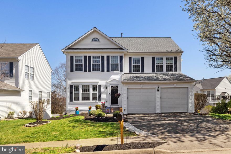 OPEN HOUSE CANCELED, OFFER ACCEPTED.  Don't miss this beautiful colonial just a short walk to Old Town Warrenton!  Step inside the main level to light-filled spaces with so much to offer.  A formal living room is the perfect spot for a home office.  The family room opens to the kitchen creating a wonderful space for entertaining family and friends.   From the breakfast nook step out onto the deck overlooking the fully fenced back yard.  A beautiful, generously sized owners' suite and 3 additional bedrooms and full bath are located on the upper level.  The basement offers more entertaining space, the 5th bedroom, a full bath, great room, storage and lots of natural light.  This gem could be your new home!  NEW  HVAC, NEW ROOF, NEW WINDOWS, NEW WATER HEATER, NEW DECK, NEW FENCE,  UPDATED PRIMARY BATHROOM, NEW CARPET IN UPPER LEVEL AND MORE!