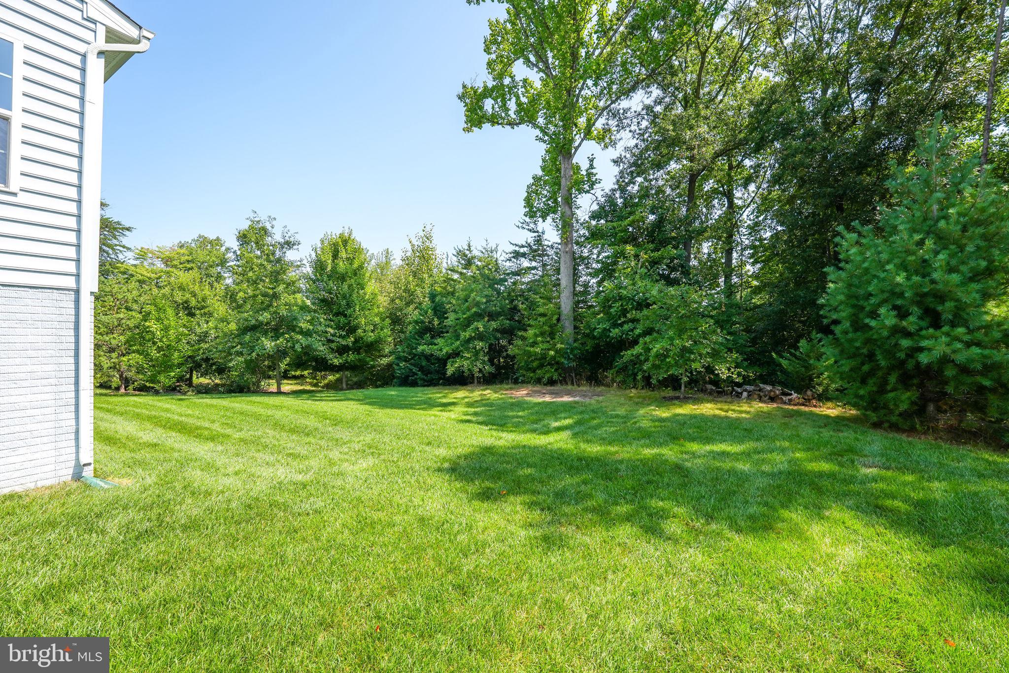 HOADLY MANOR - Residential