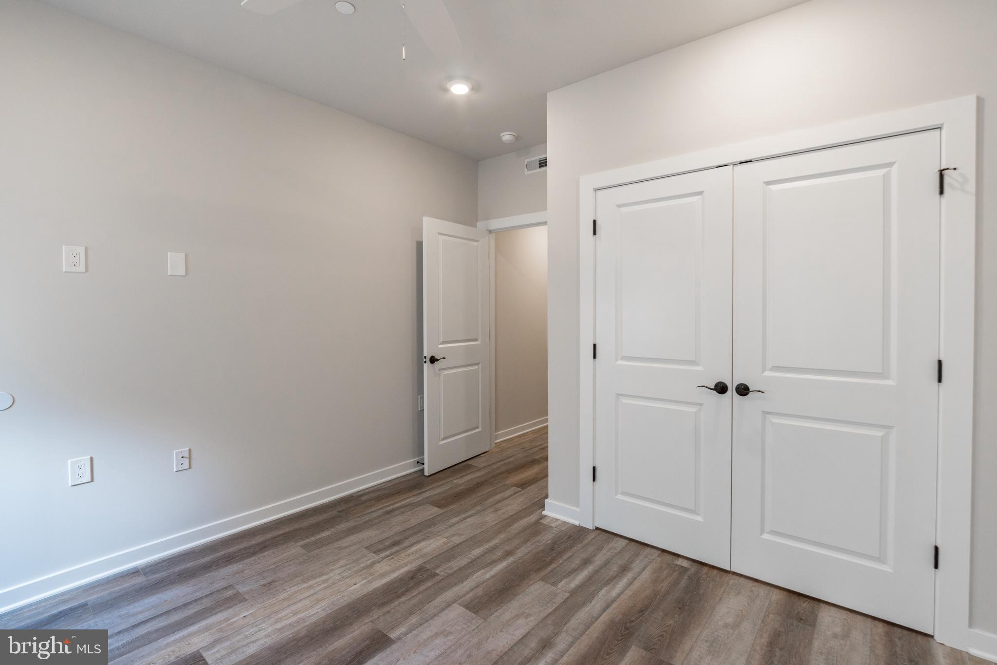 MANTUA - Residential Lease