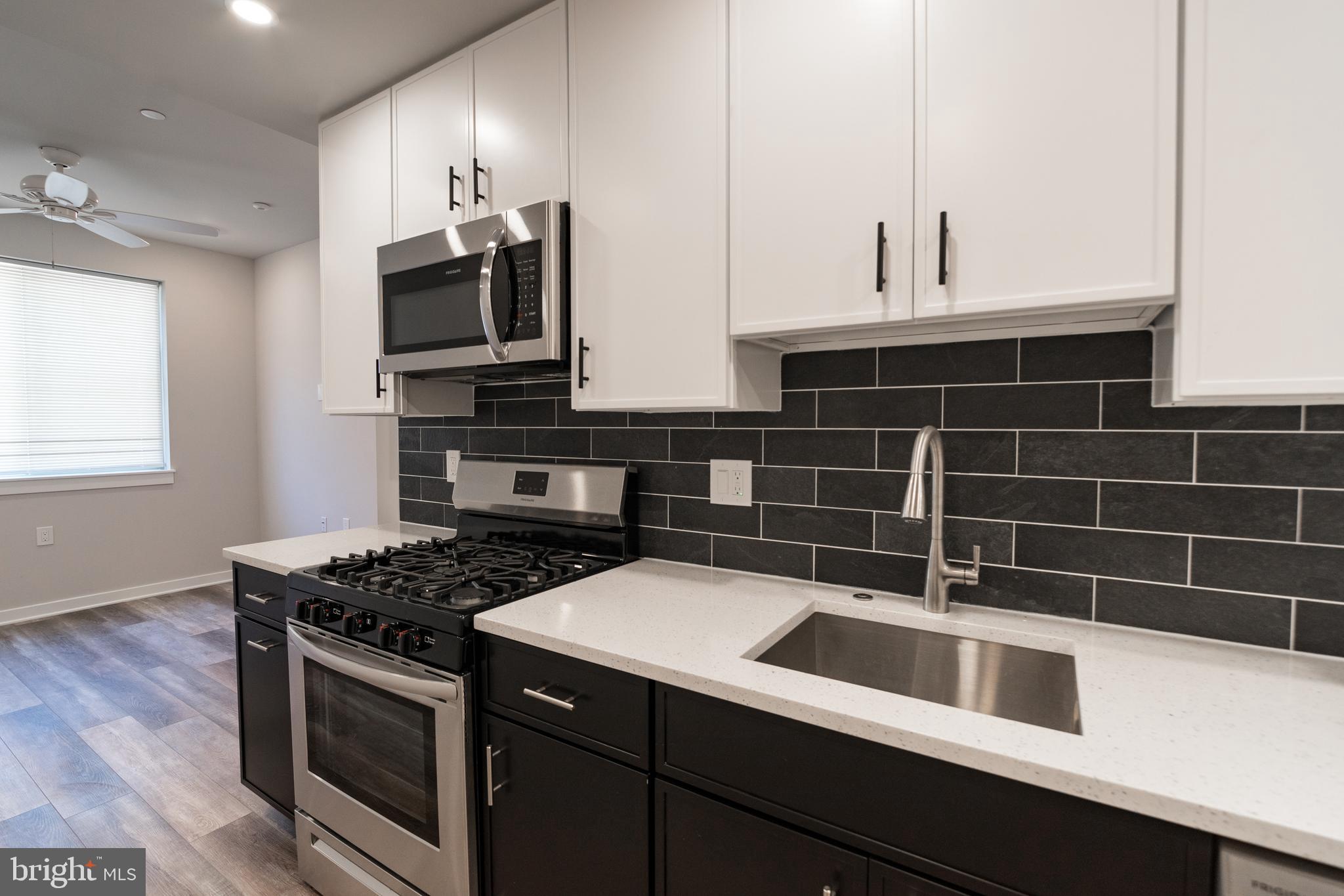 MANTUA - Residential Lease