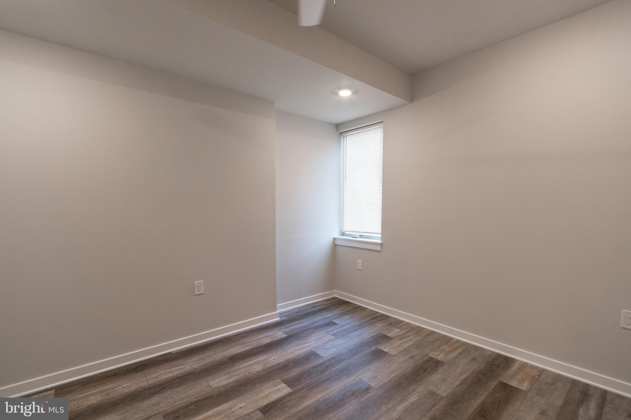 MANTUA - Residential Lease