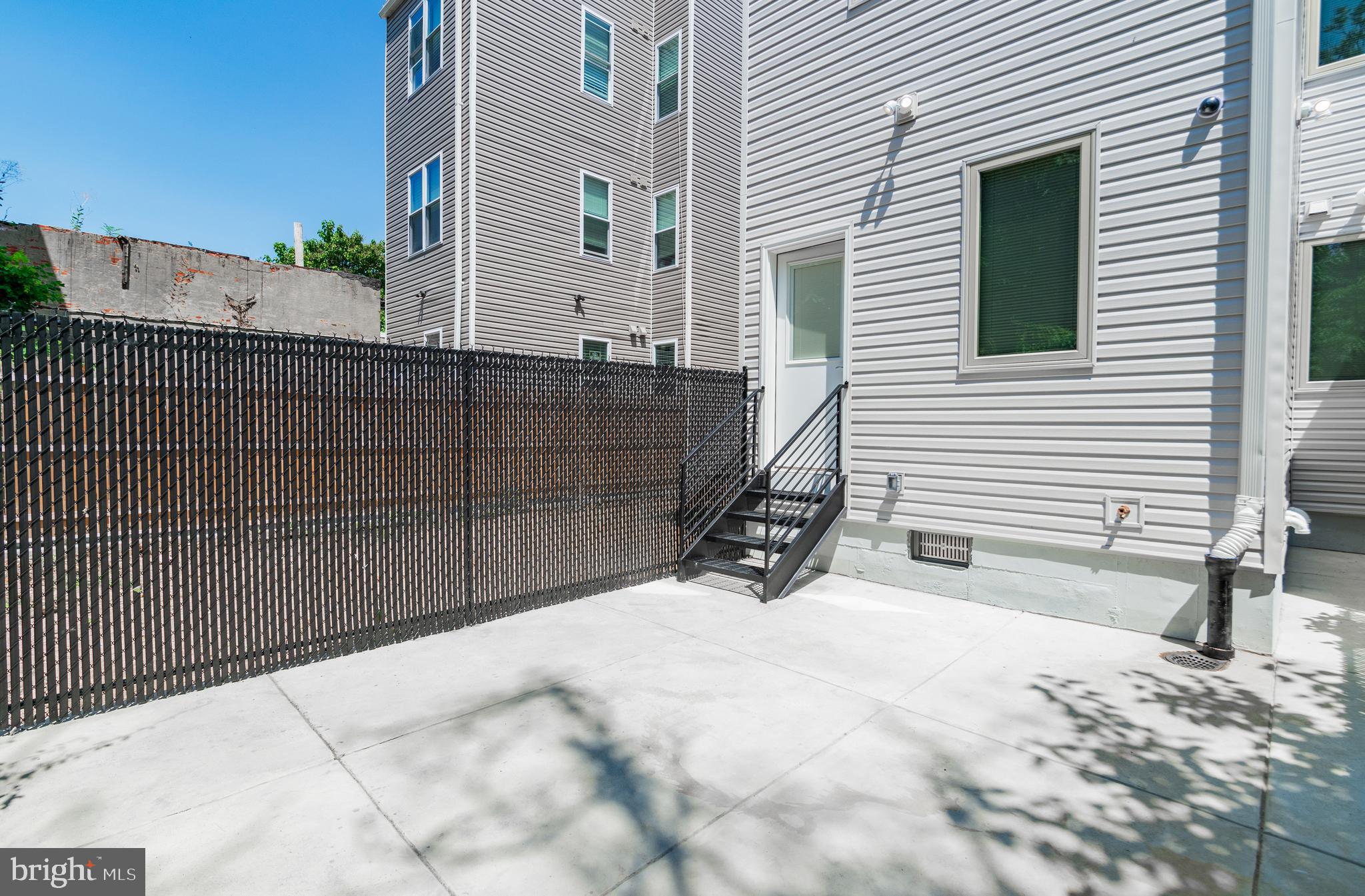 MANTUA - Residential Lease