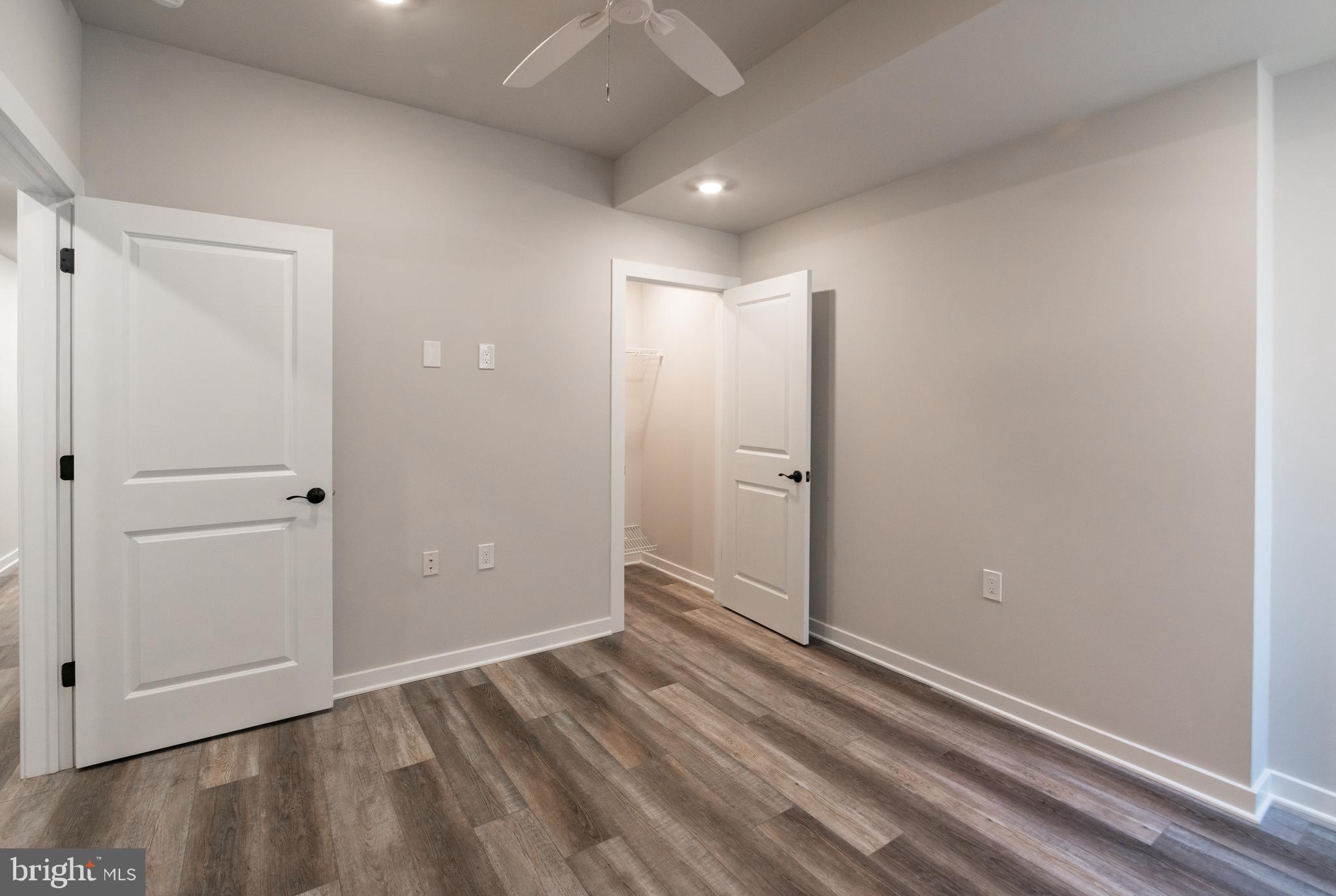 MANTUA - Residential Lease