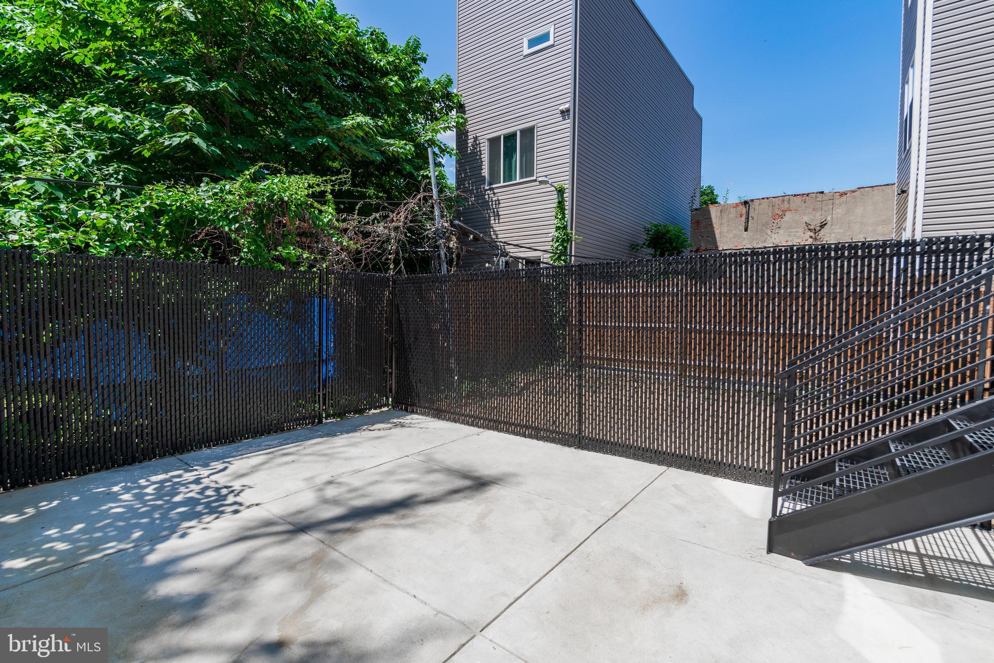 MANTUA - Residential Lease