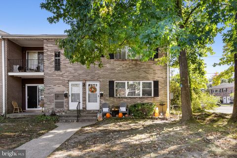 Photo of 1294 Cooper St #E13, EDGEWATER PARK, NJ 08010 (MLS # NJBL2097430)