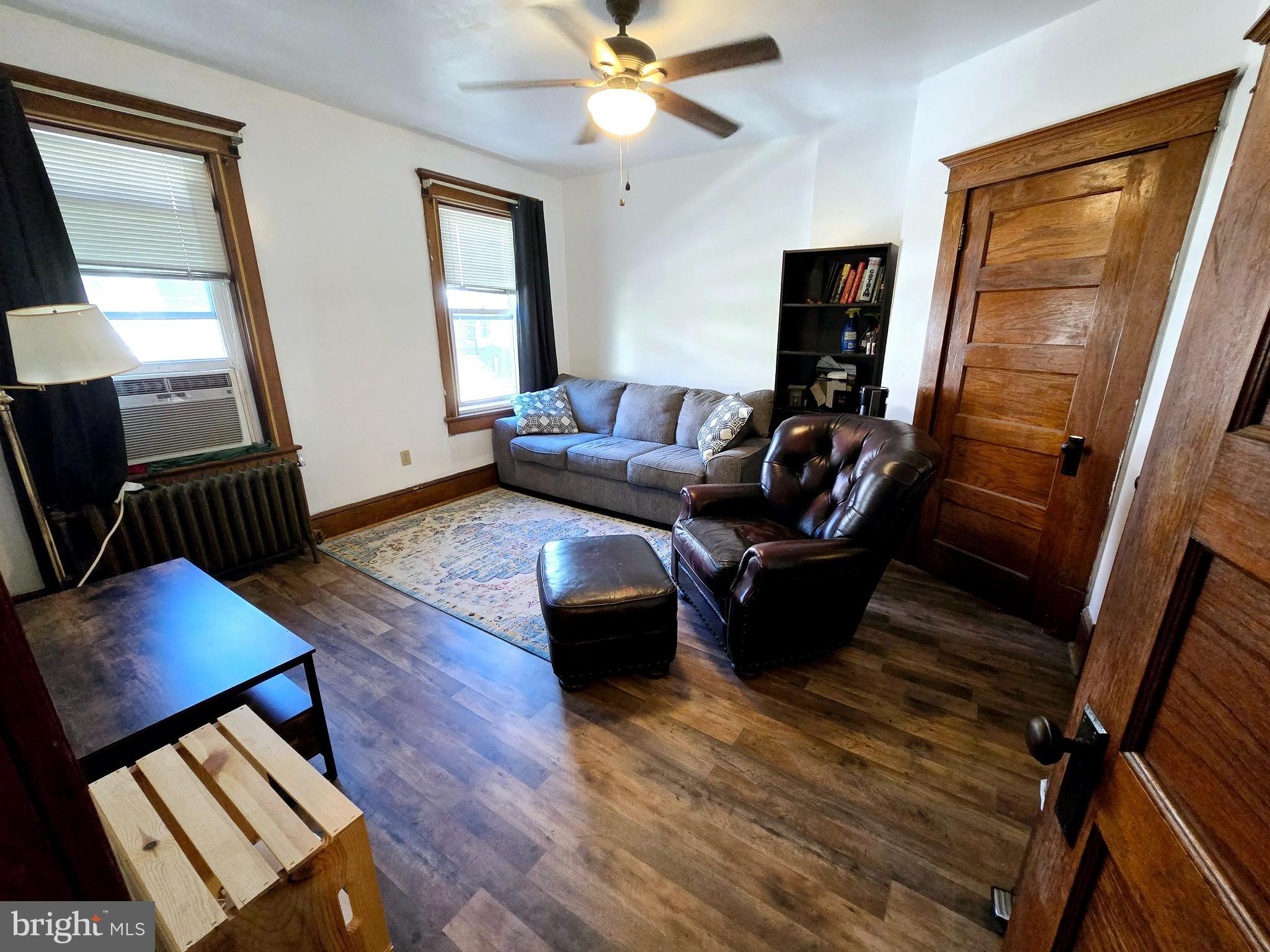 WEST SIDE - Residential