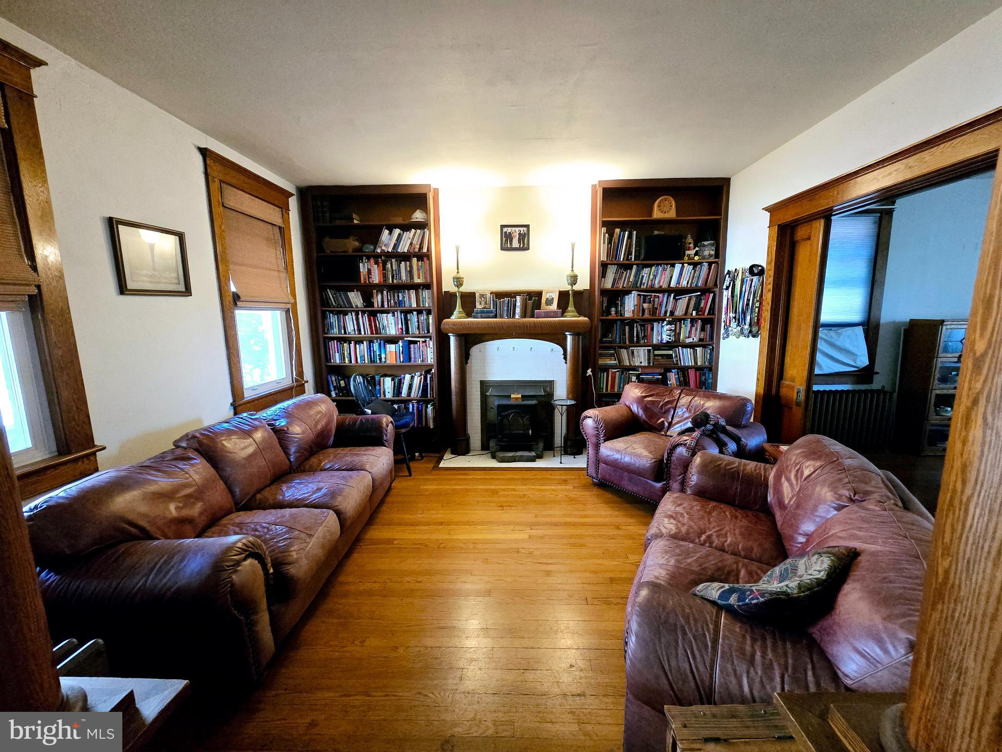 WEST SIDE - Residential