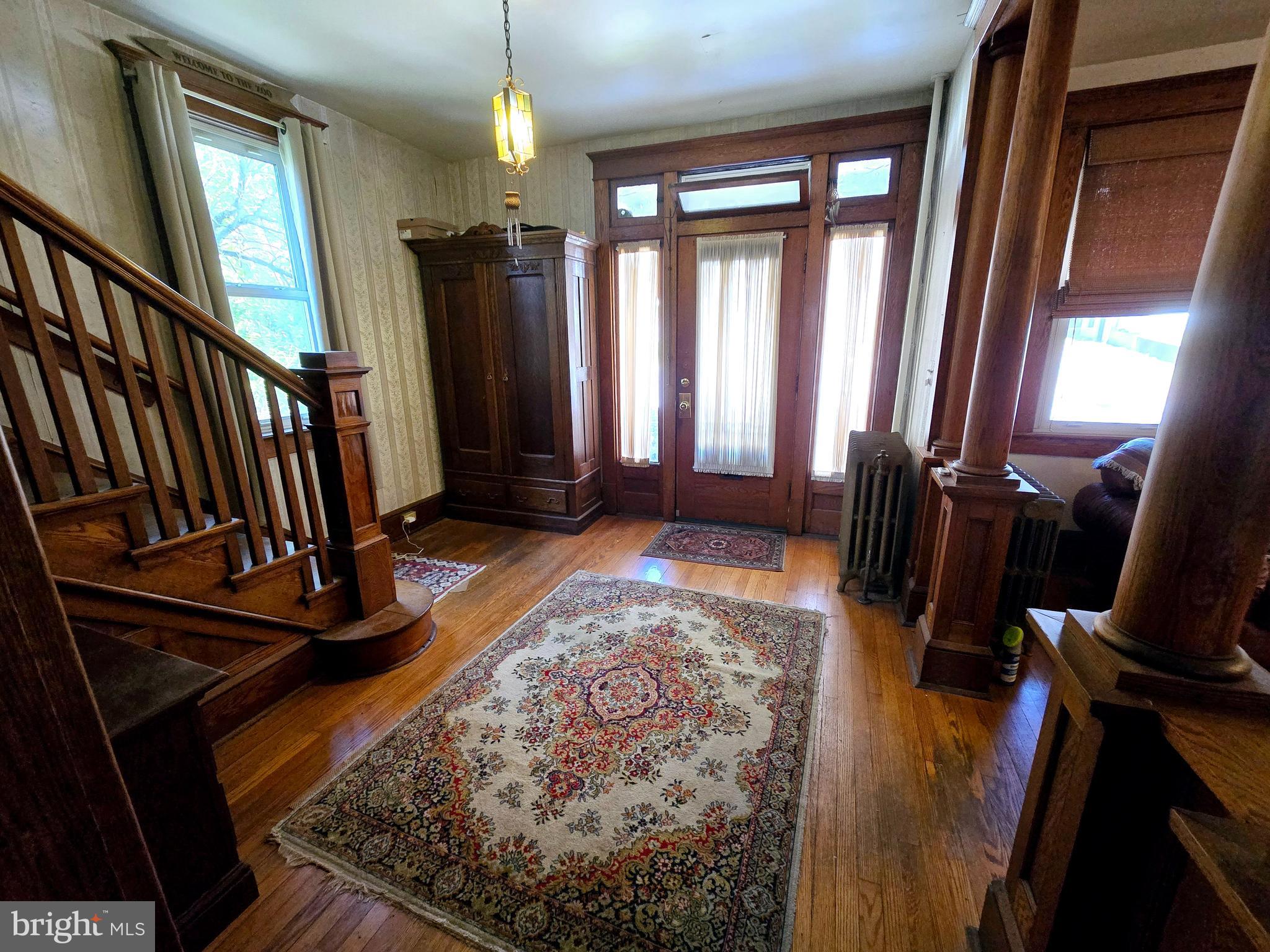 WEST SIDE - Residential