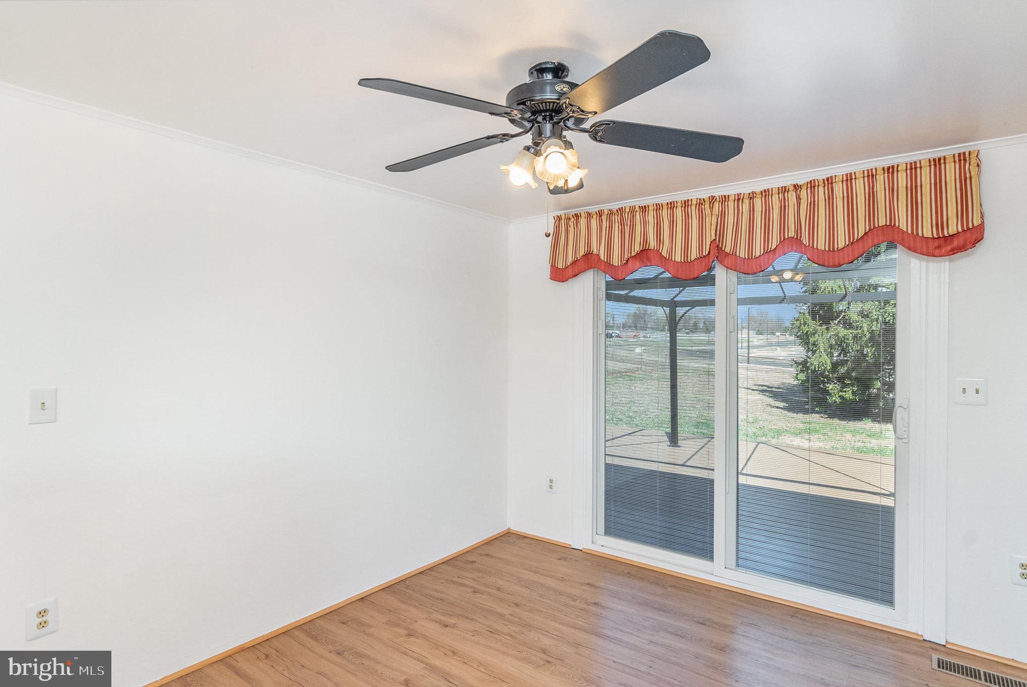 SOUTHRIDGE - Residential