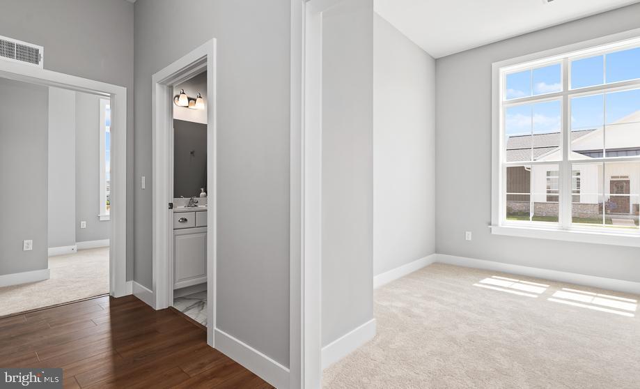 EDGEMONT PRESERVE - Residential