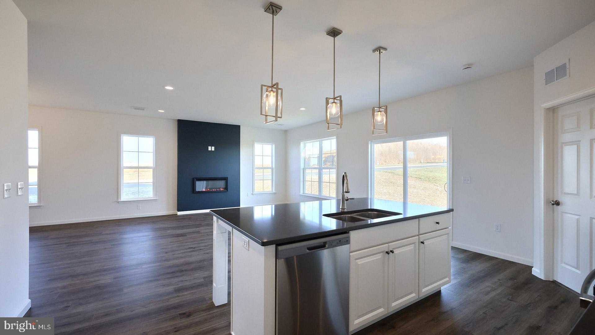 EDGEMONT PRESERVE - Residential