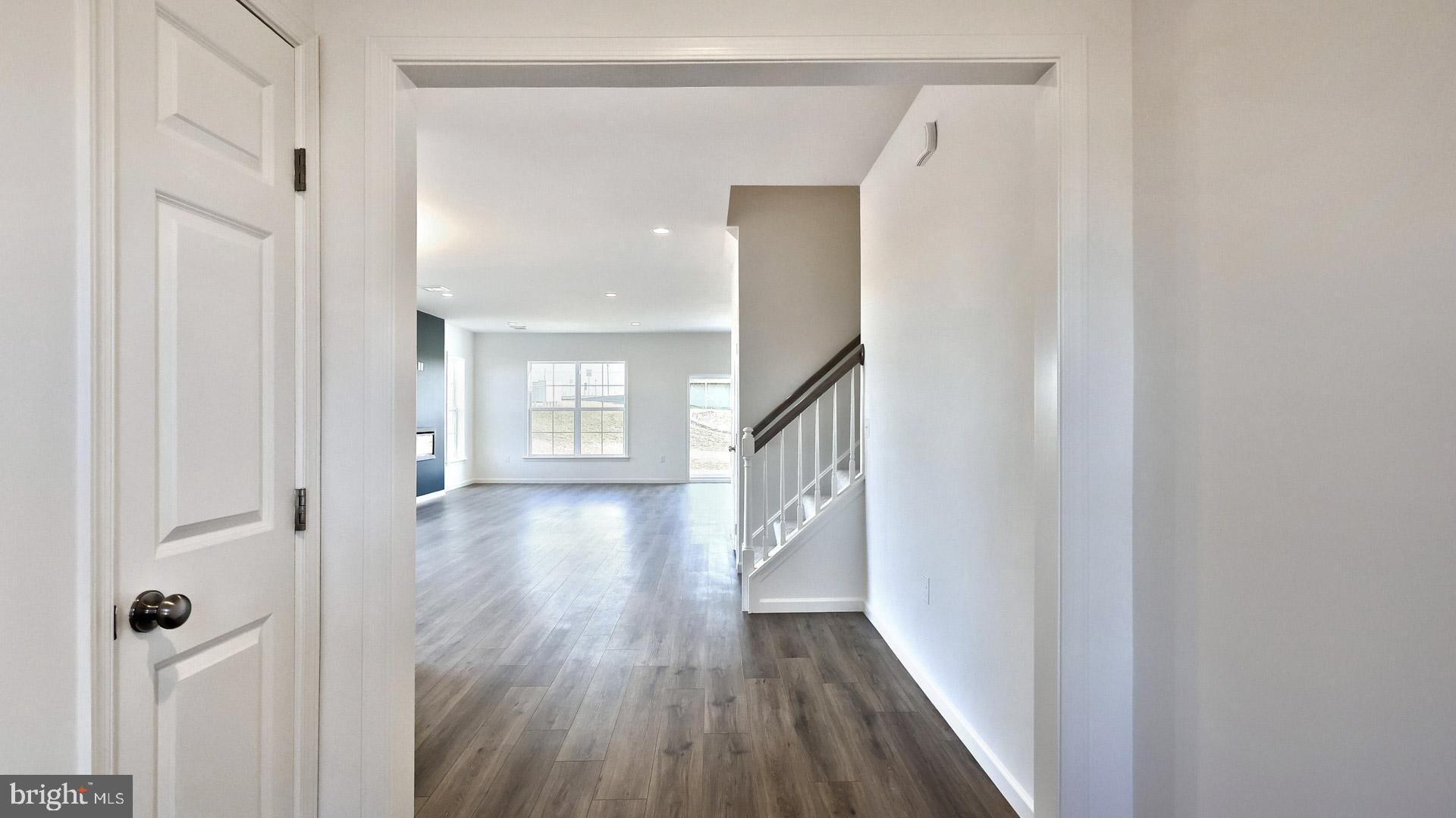 EDGEMONT PRESERVE - Residential