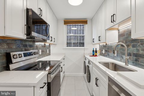 311 7TH STREET NE 3 WASHINGTON DC 20002