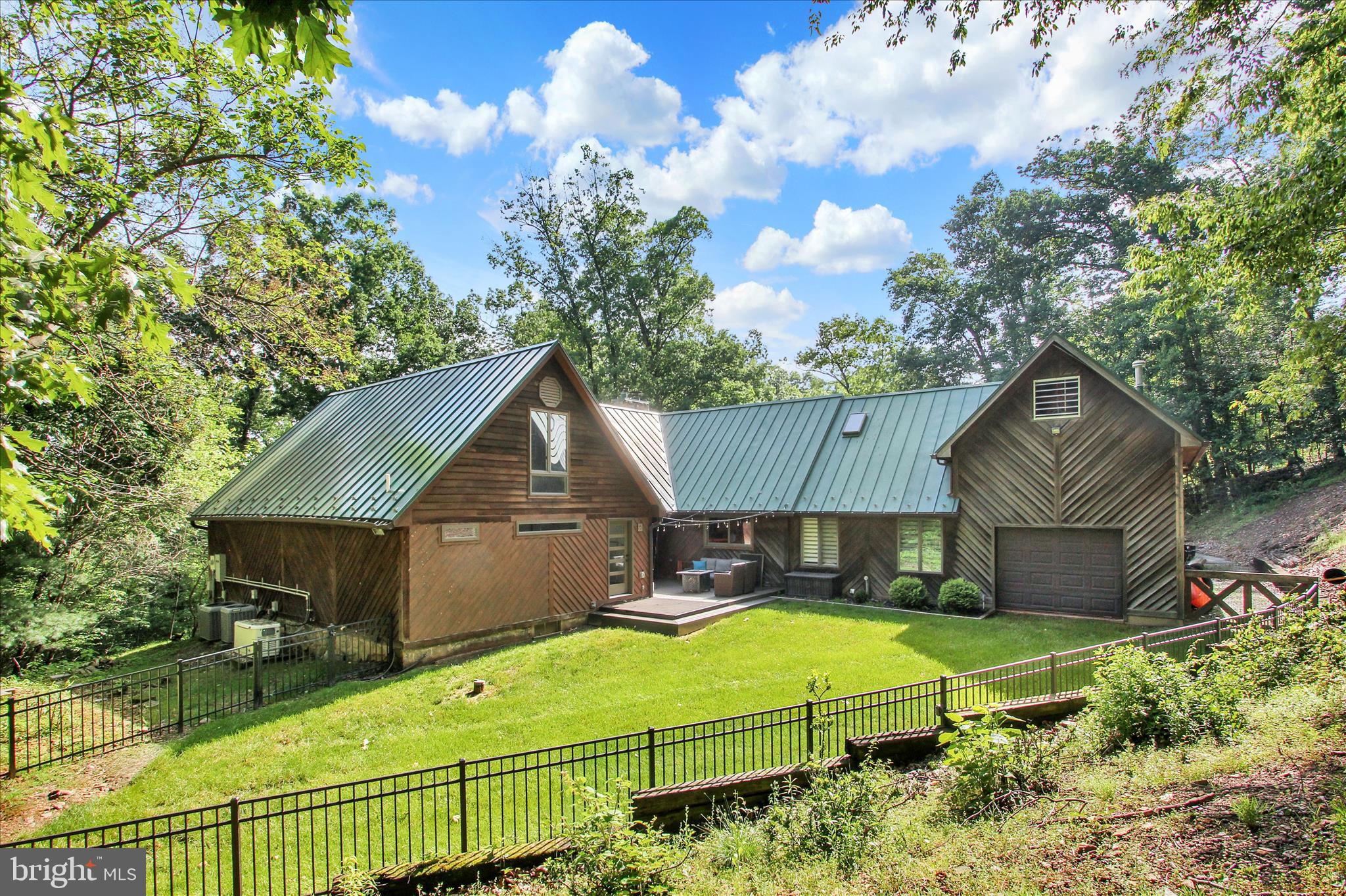 YORK TWP - Residential