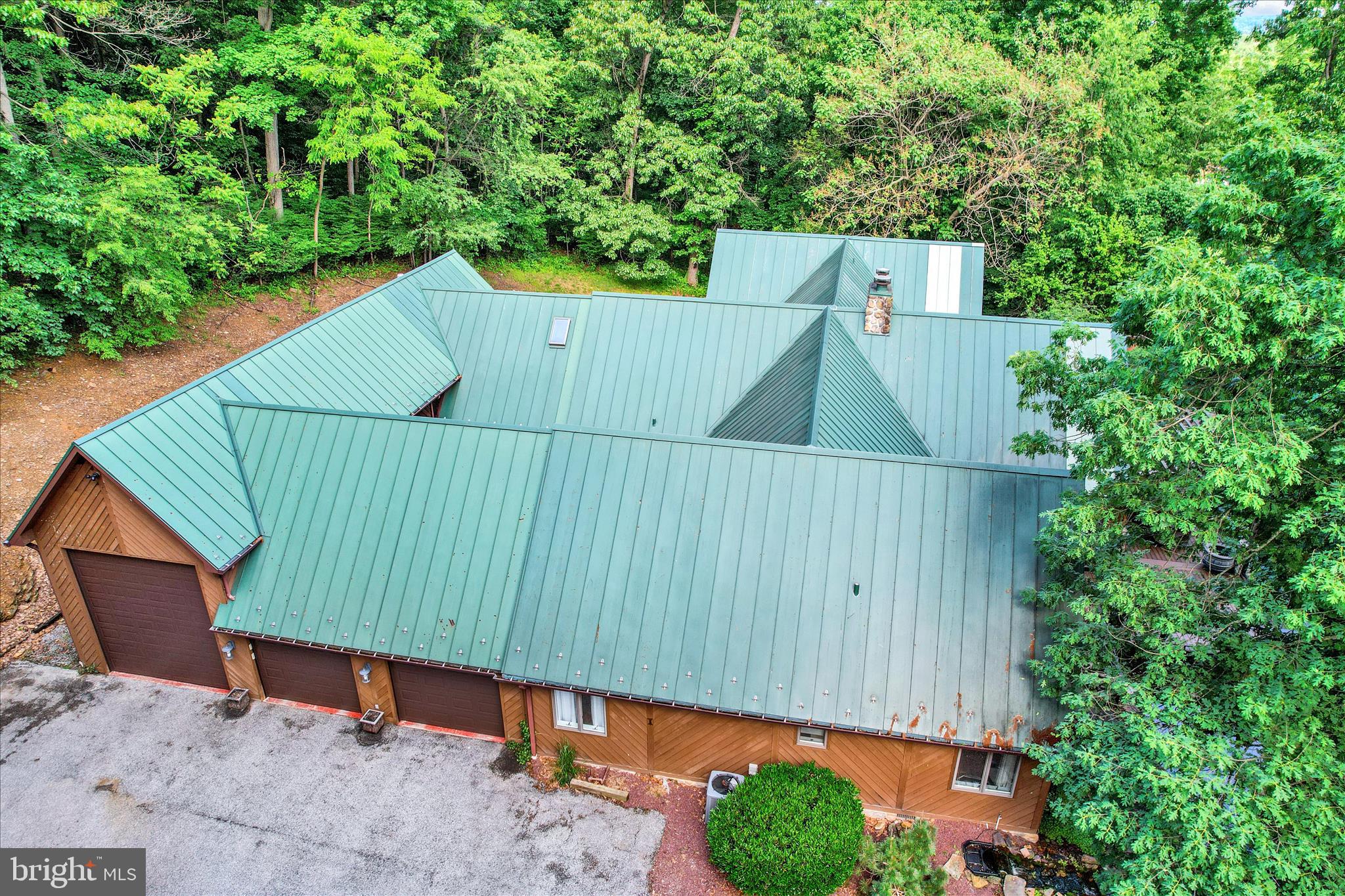 YORK TWP - Residential