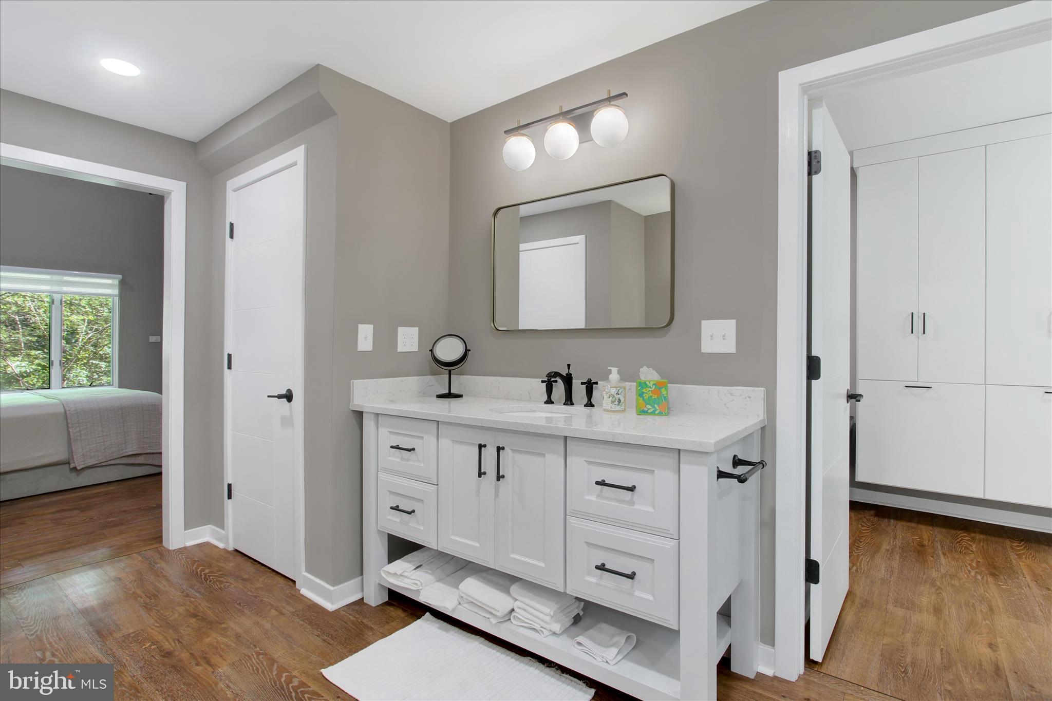 YORK TWP - Residential