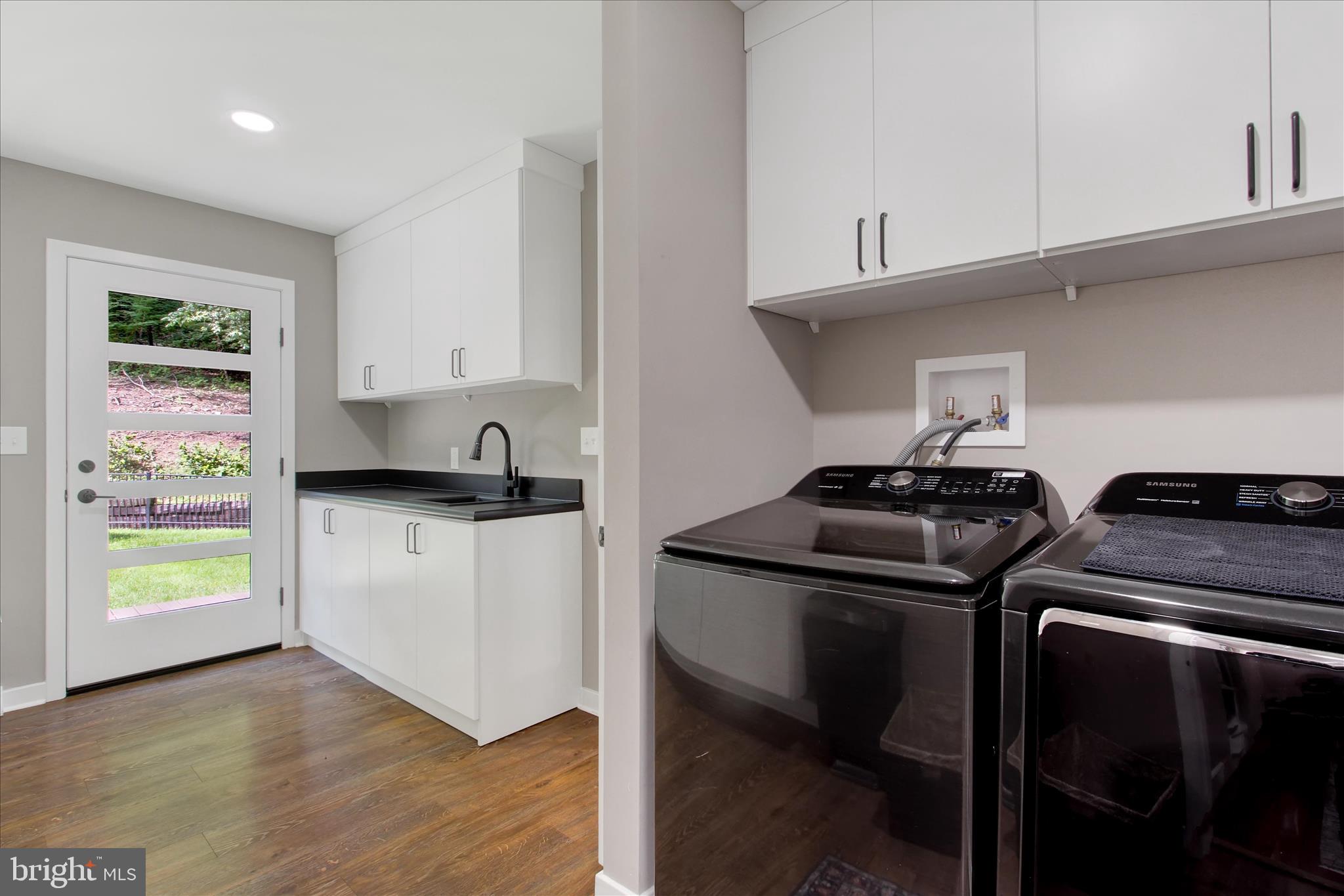YORK TWP - Residential