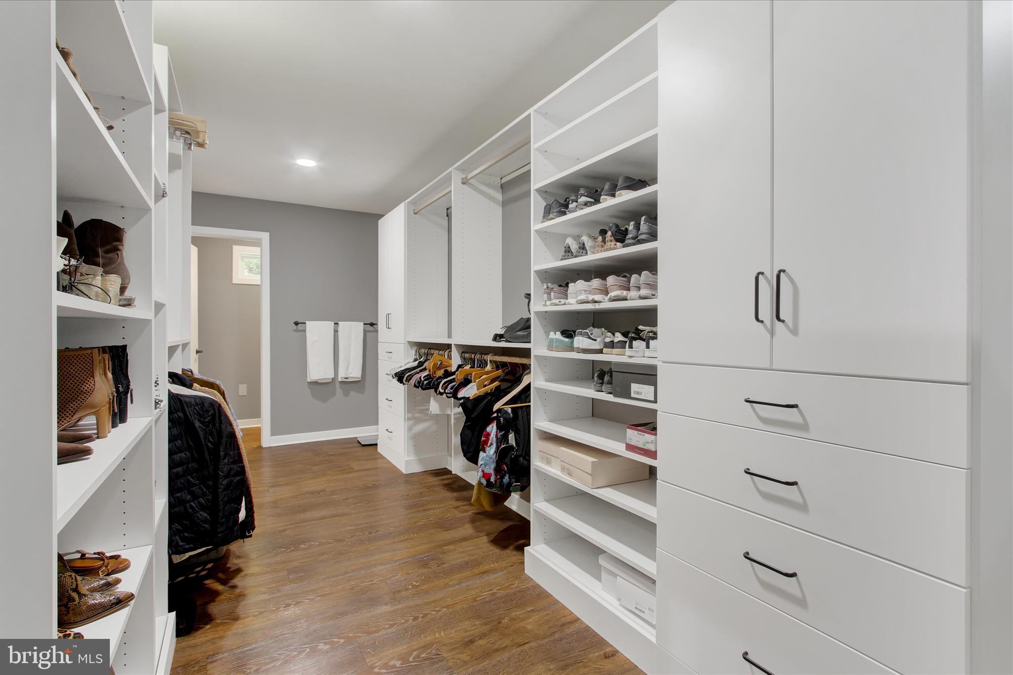 YORK TWP - Residential