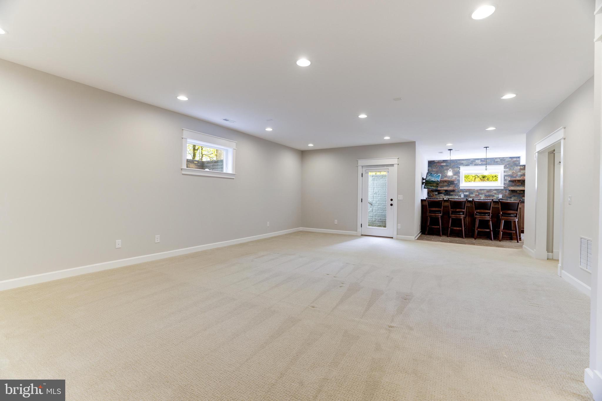 FRANKLIN PARK - Residential