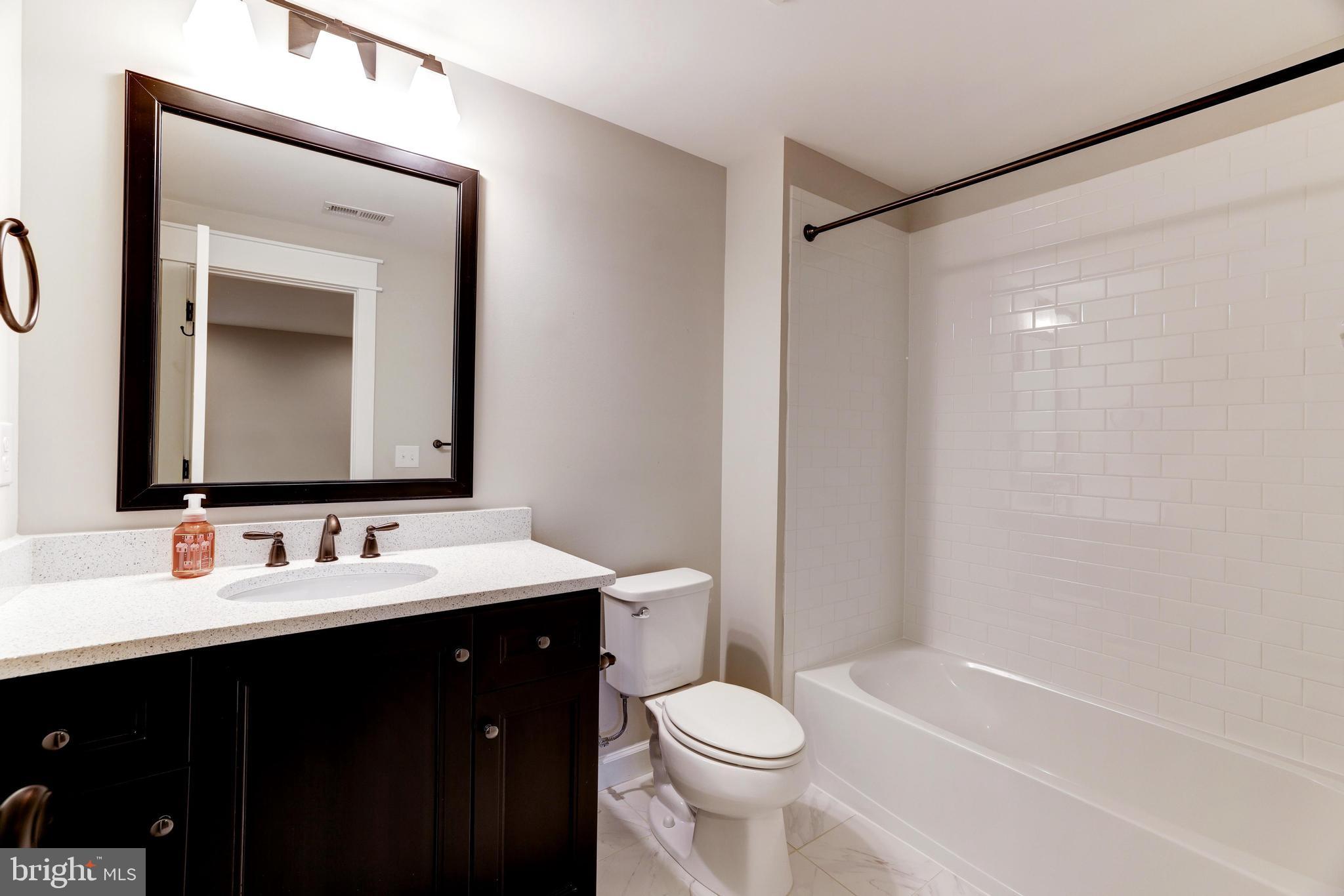 FRANKLIN PARK - Residential