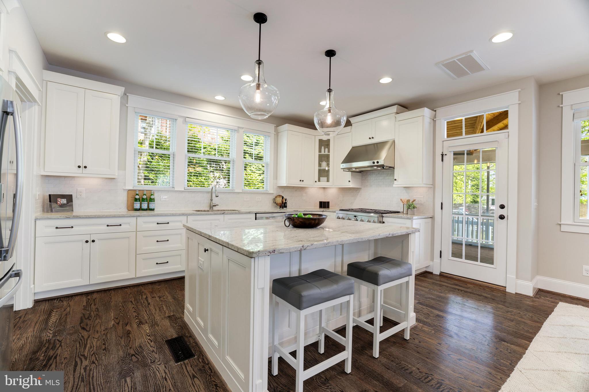 FRANKLIN PARK - Residential