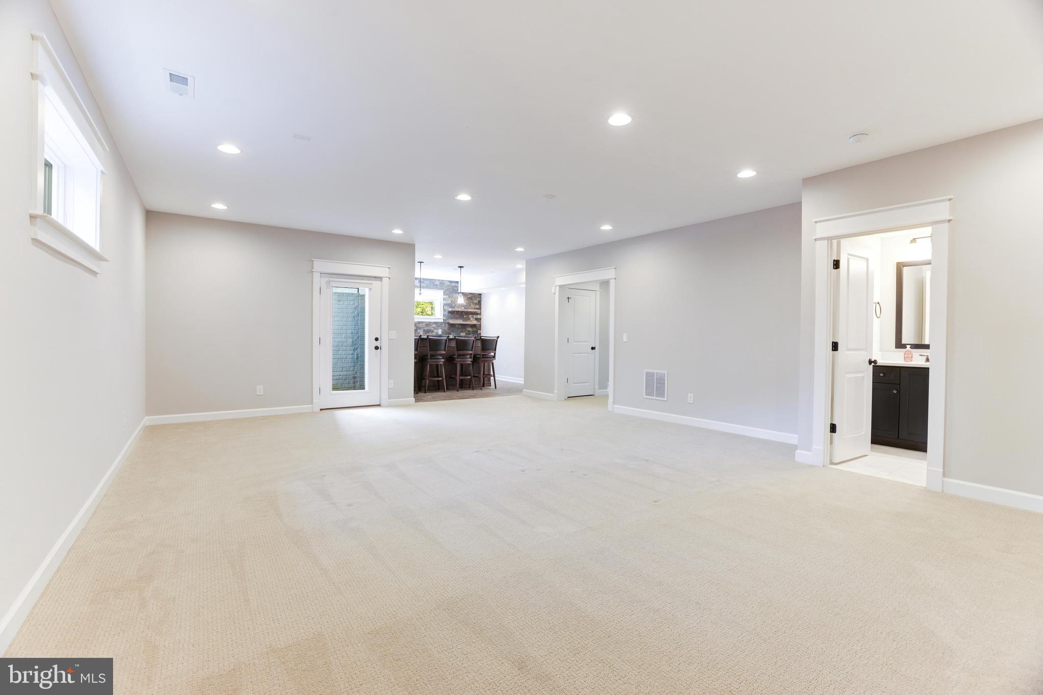 FRANKLIN PARK - Residential