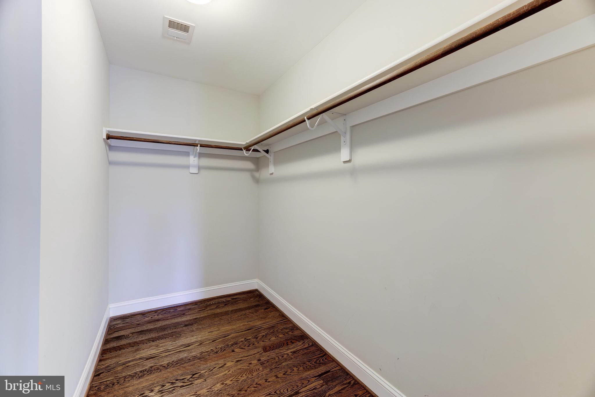 FRANKLIN PARK - Residential