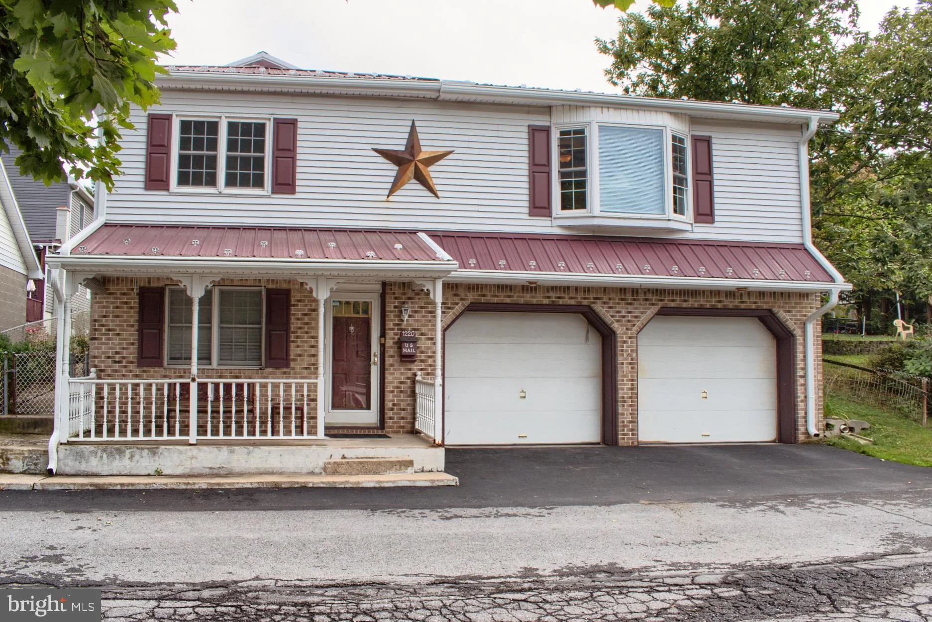 1220 W State Street, Coal Township, PA, 17866
