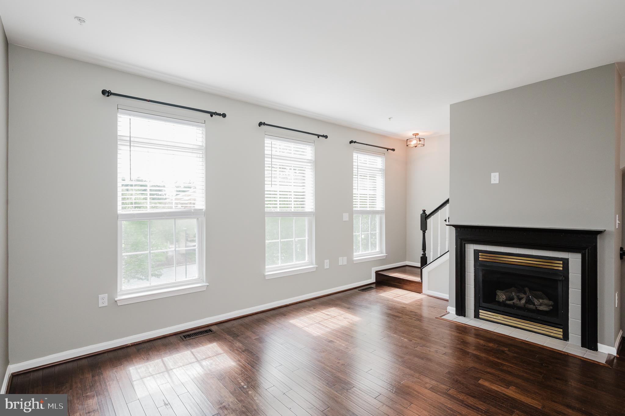 HIGH VIEW AT HUNT VALLEY - Residential Lease